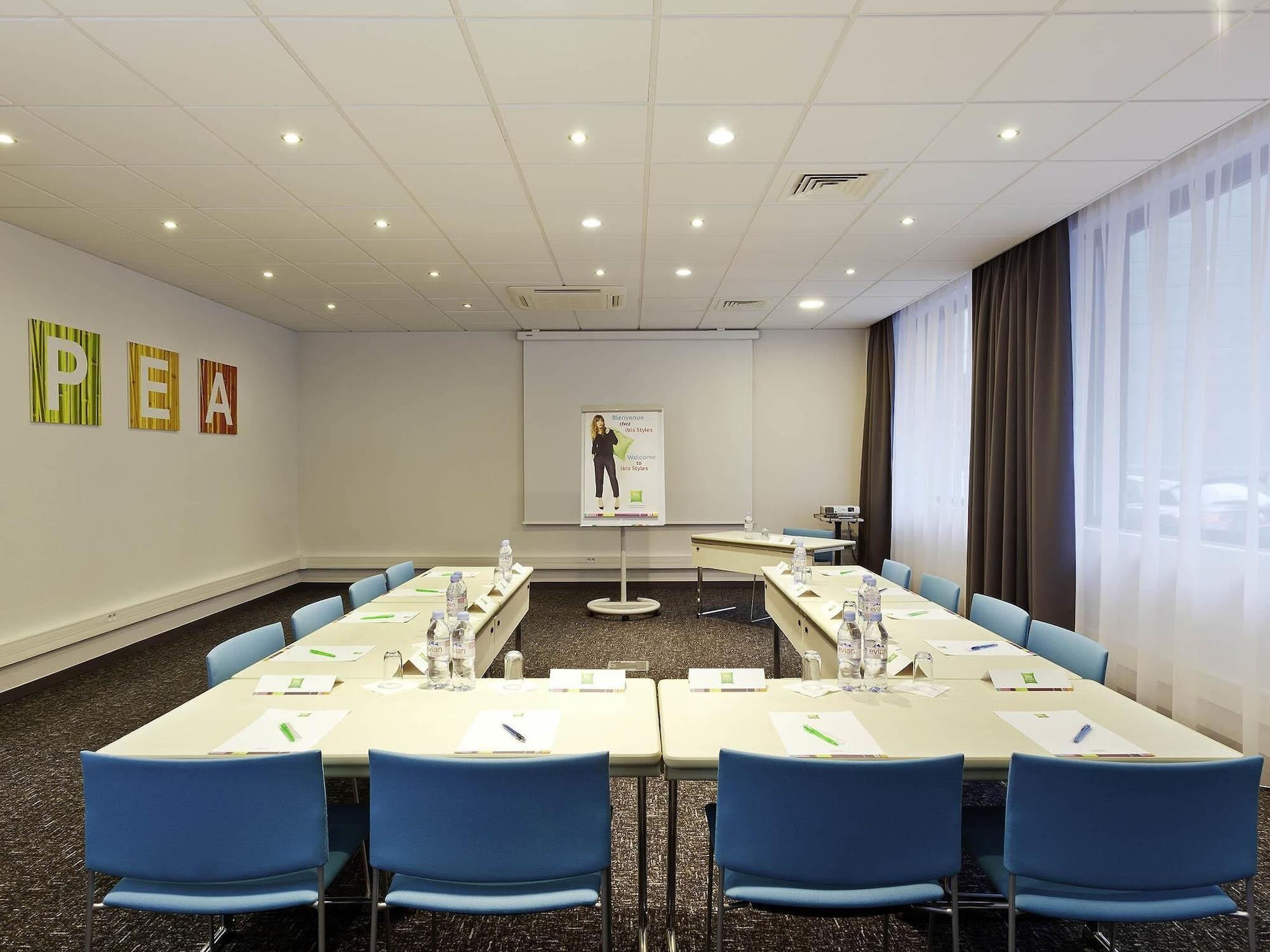 Sala de Reuniones ibis Styles Paris Porte d’Orléans Hotel