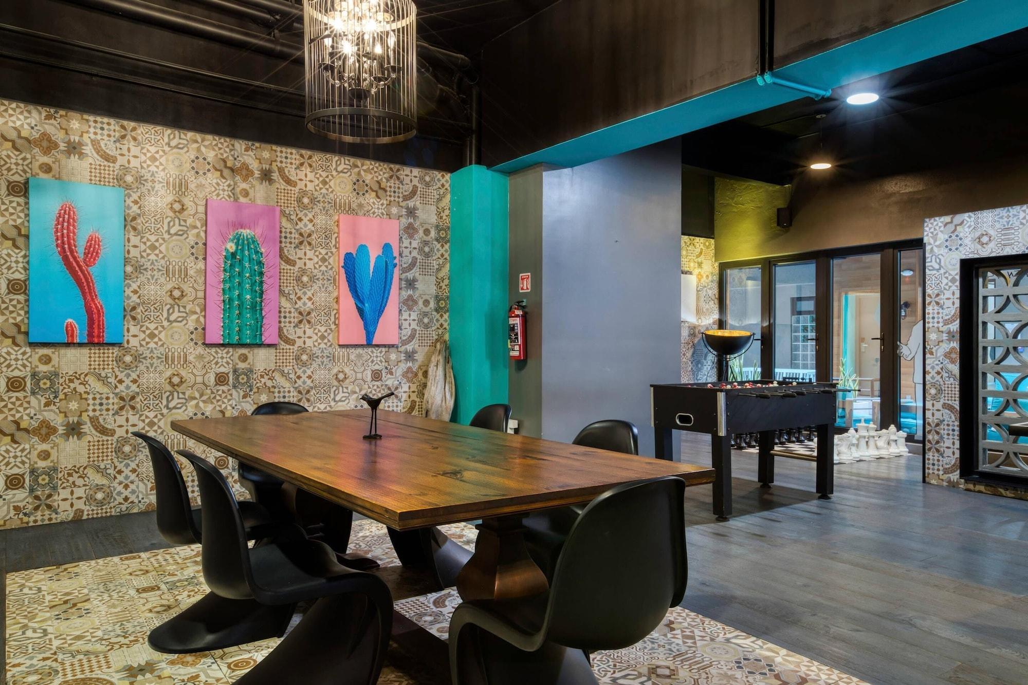 Bar/Salón Comfort Suites Tijuana