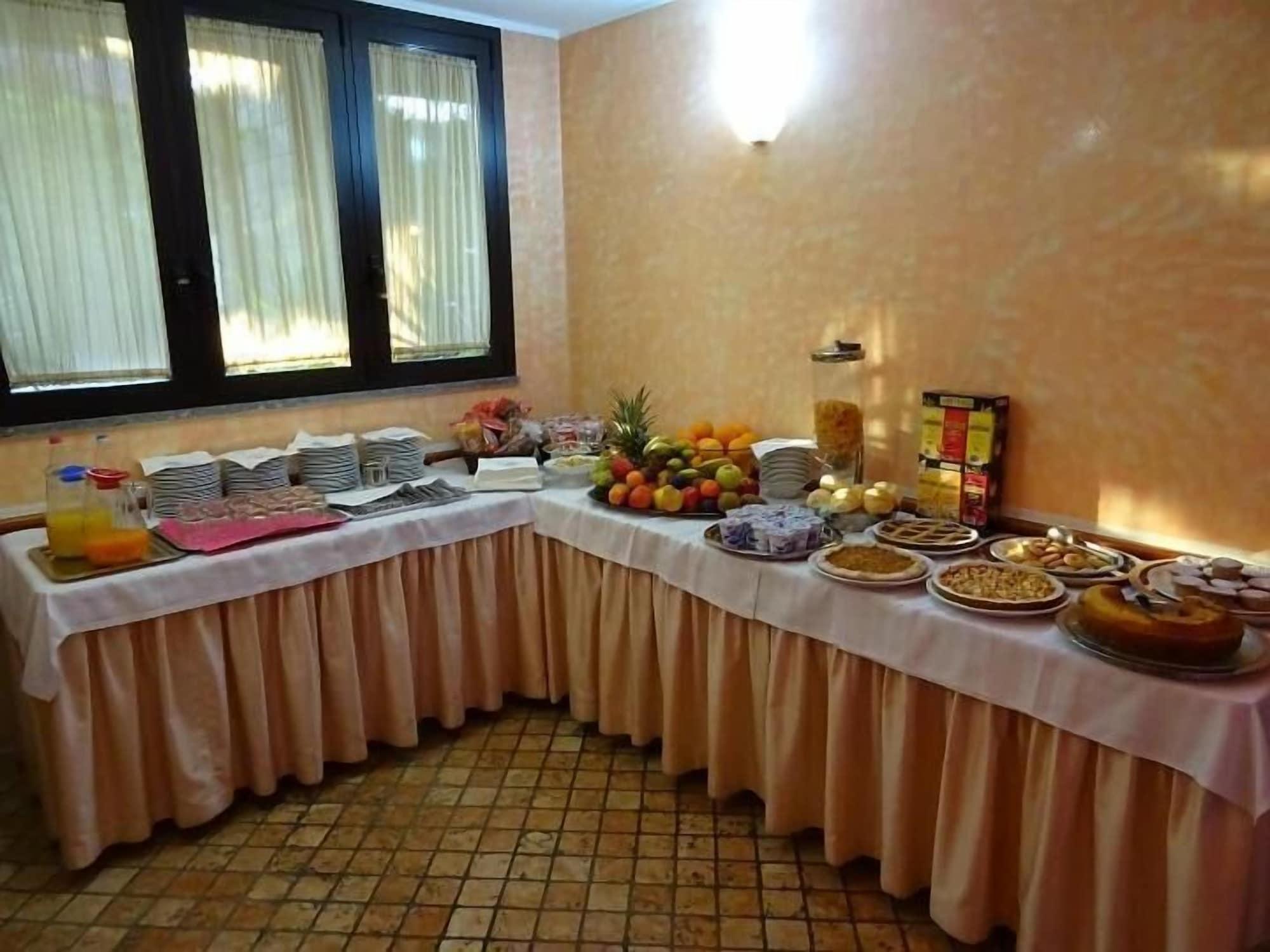 Restaurant Albergo Ristorante Delfino