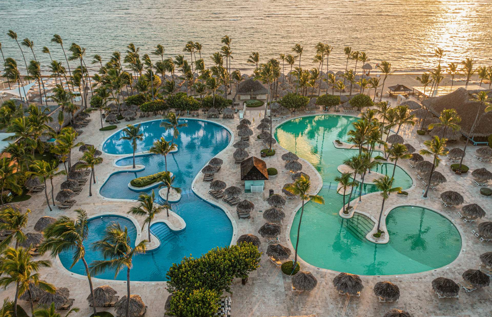 Vista Piscina Iberostar Waves Punta Cana - All Inclusive