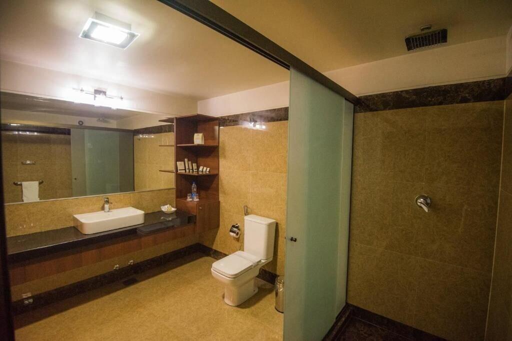 Equipamiento de Habitación Roles Hotel
