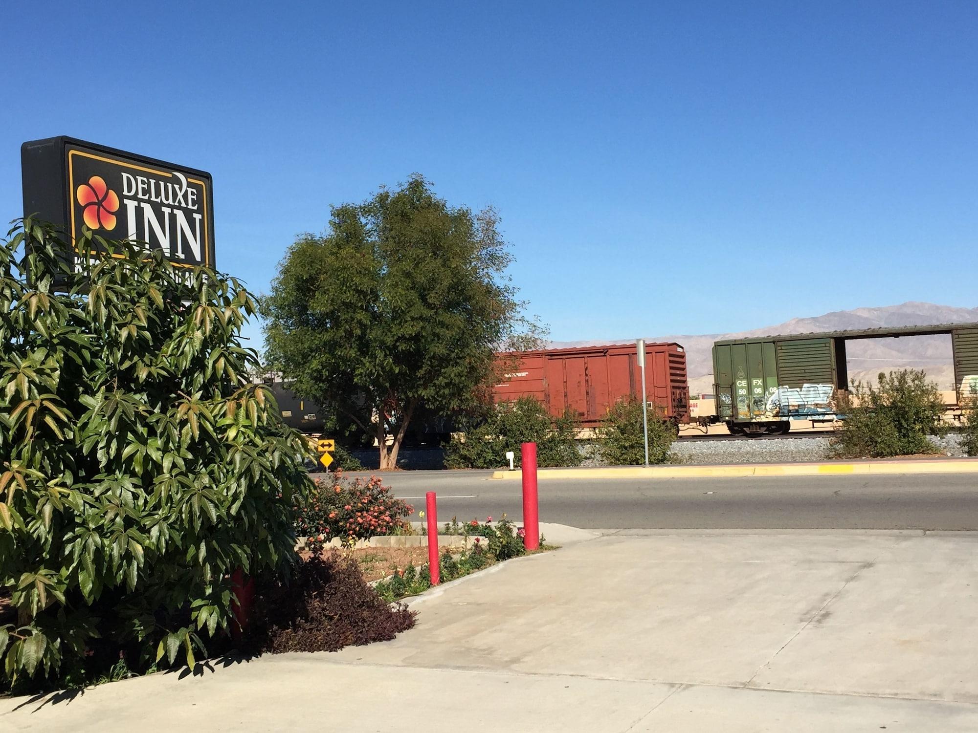 Vista Exterior Deluxe Inn