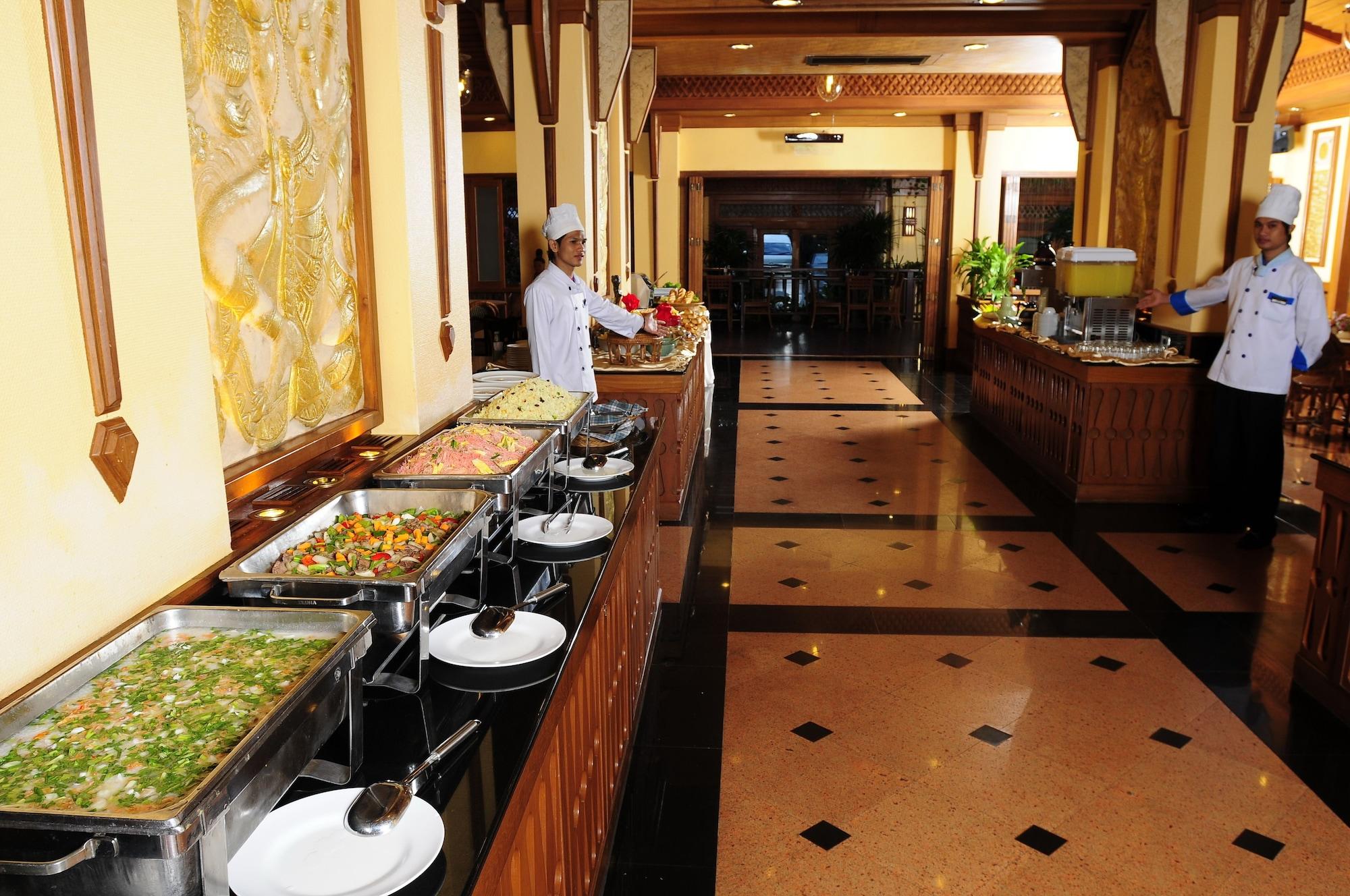 Restaurant Golden Beach Hotel Pattaya