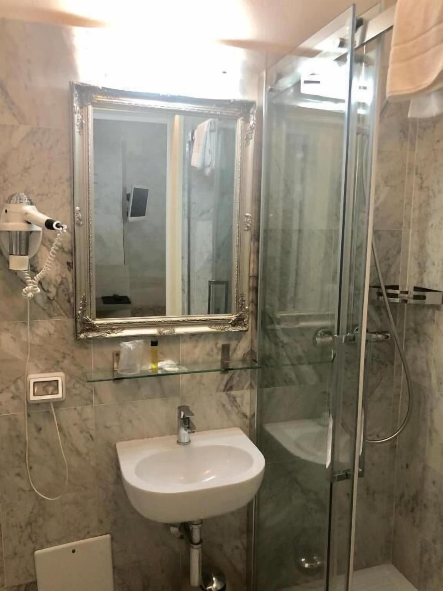 Equipamiento de Habitación hotel bolzano