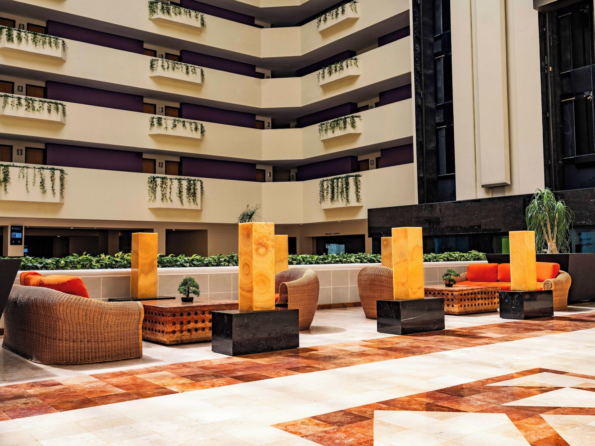 Vista Lobby Galería Plaza Veracruz by Brisas