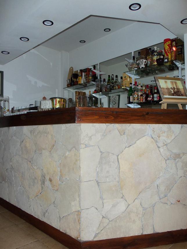 Bar/Salón Dinos Hotel