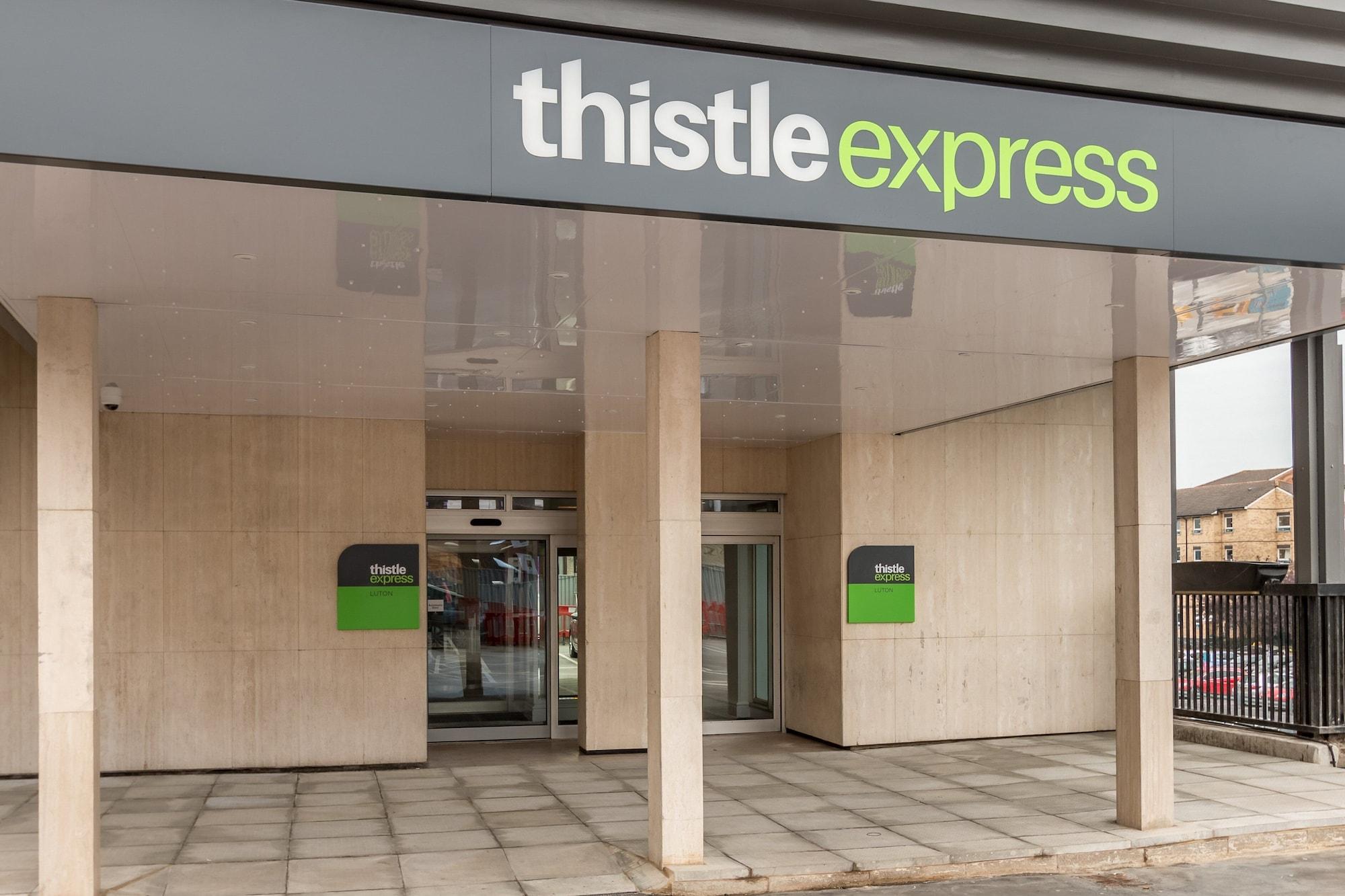 Varios Thistle Express London Luton