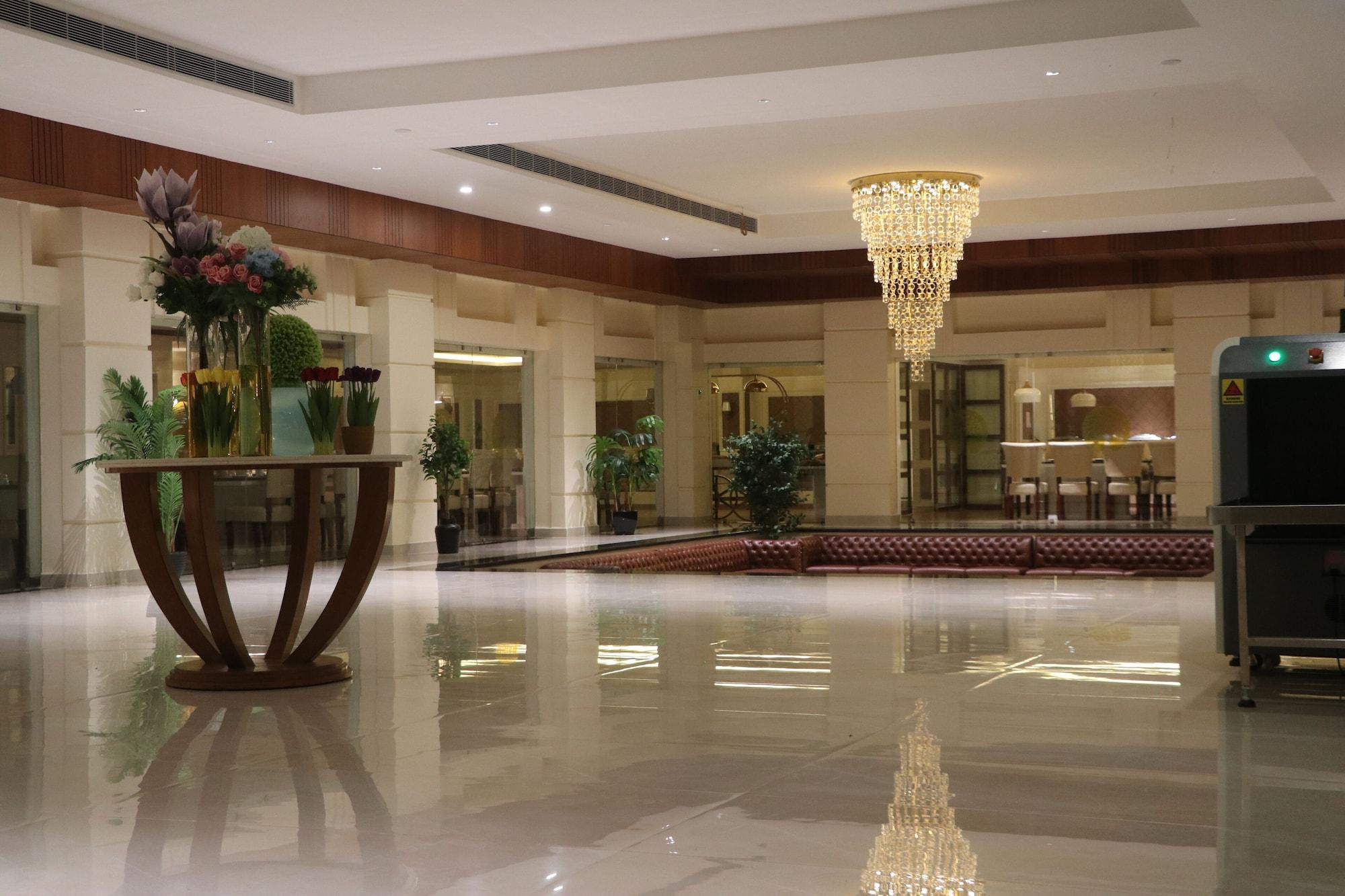 Vista Lobby Gulmohar Royals