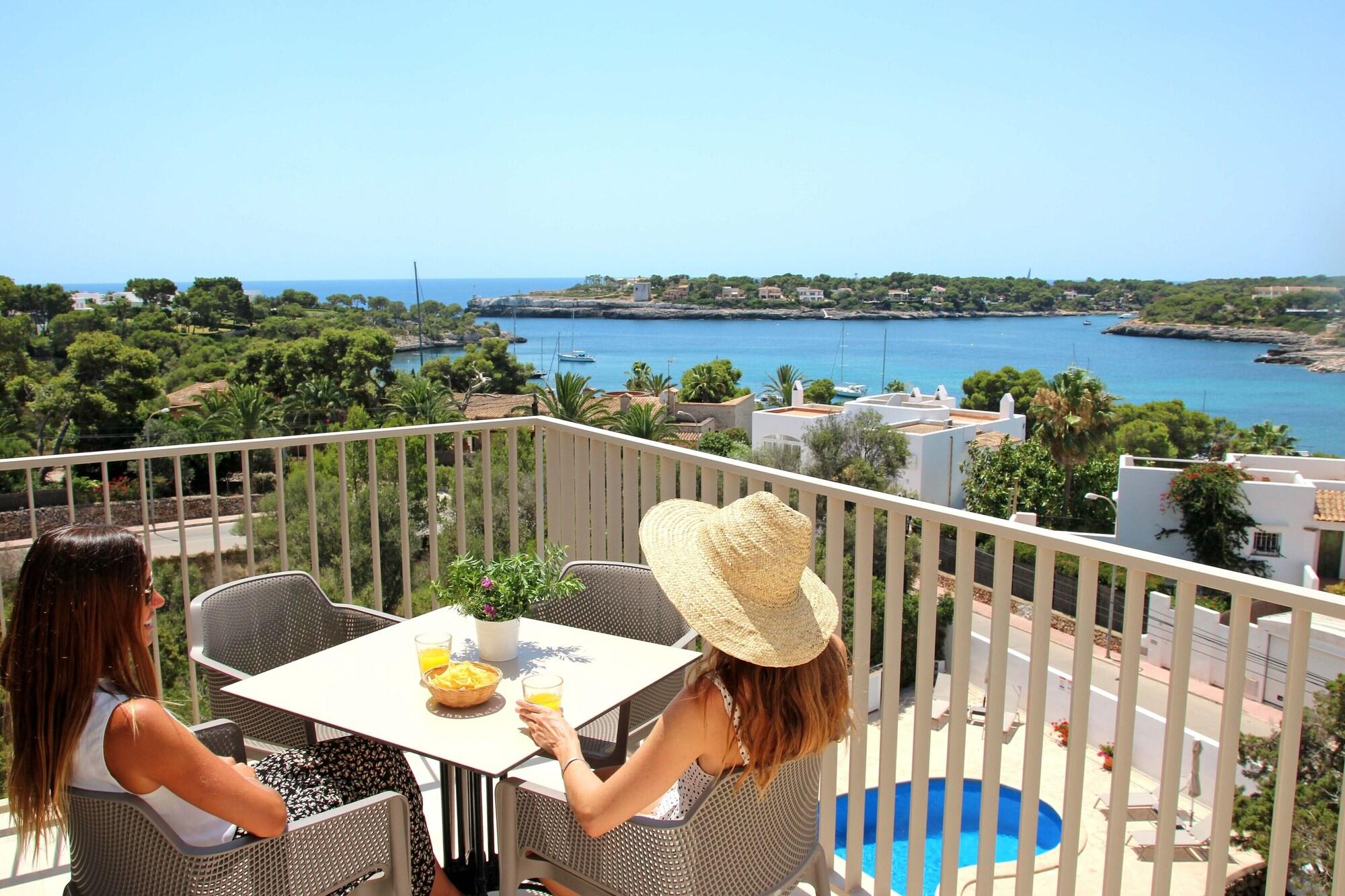 Playa Aparthotel Niu d´Aus