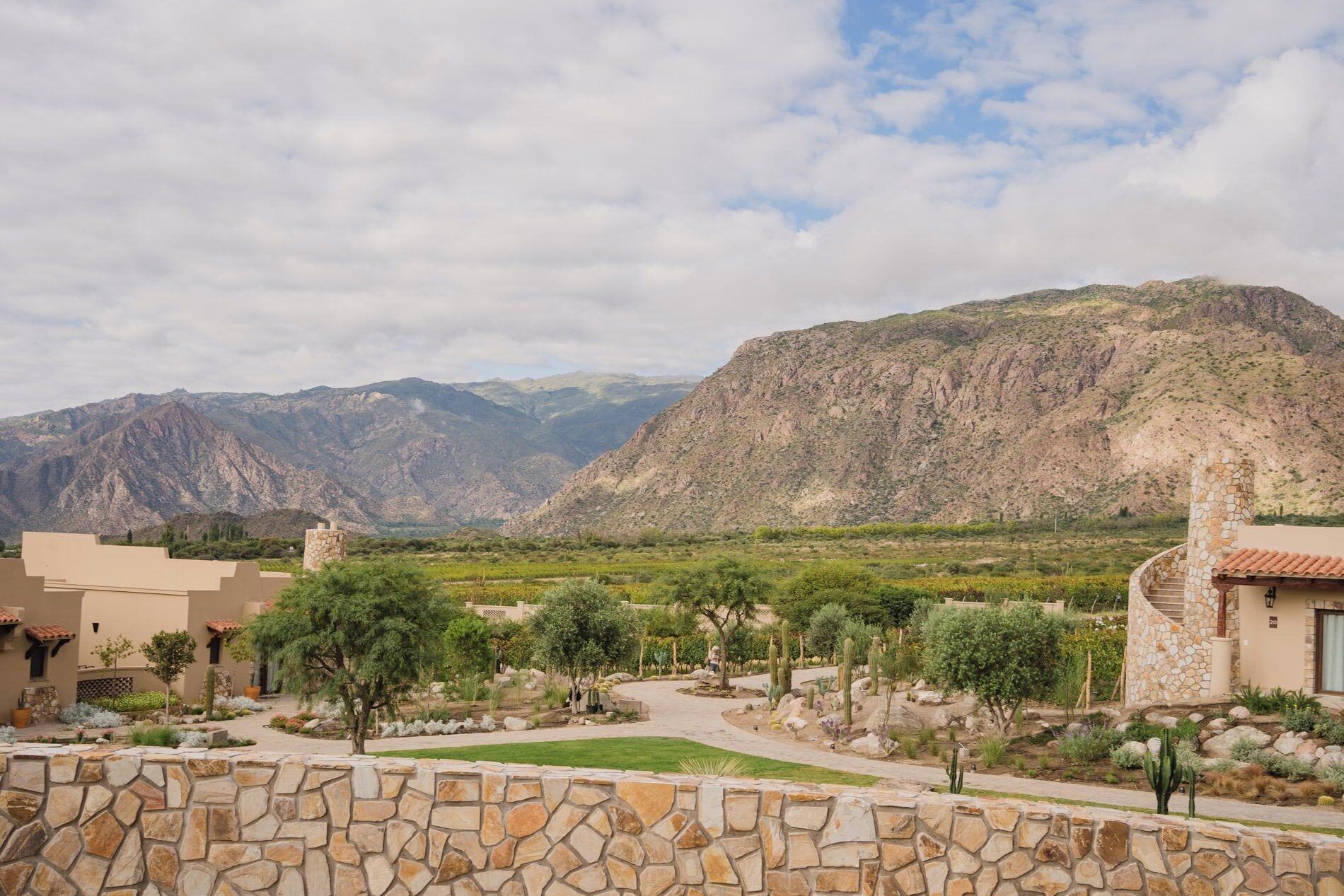 Vista Exterior Piattelli Wine Resort