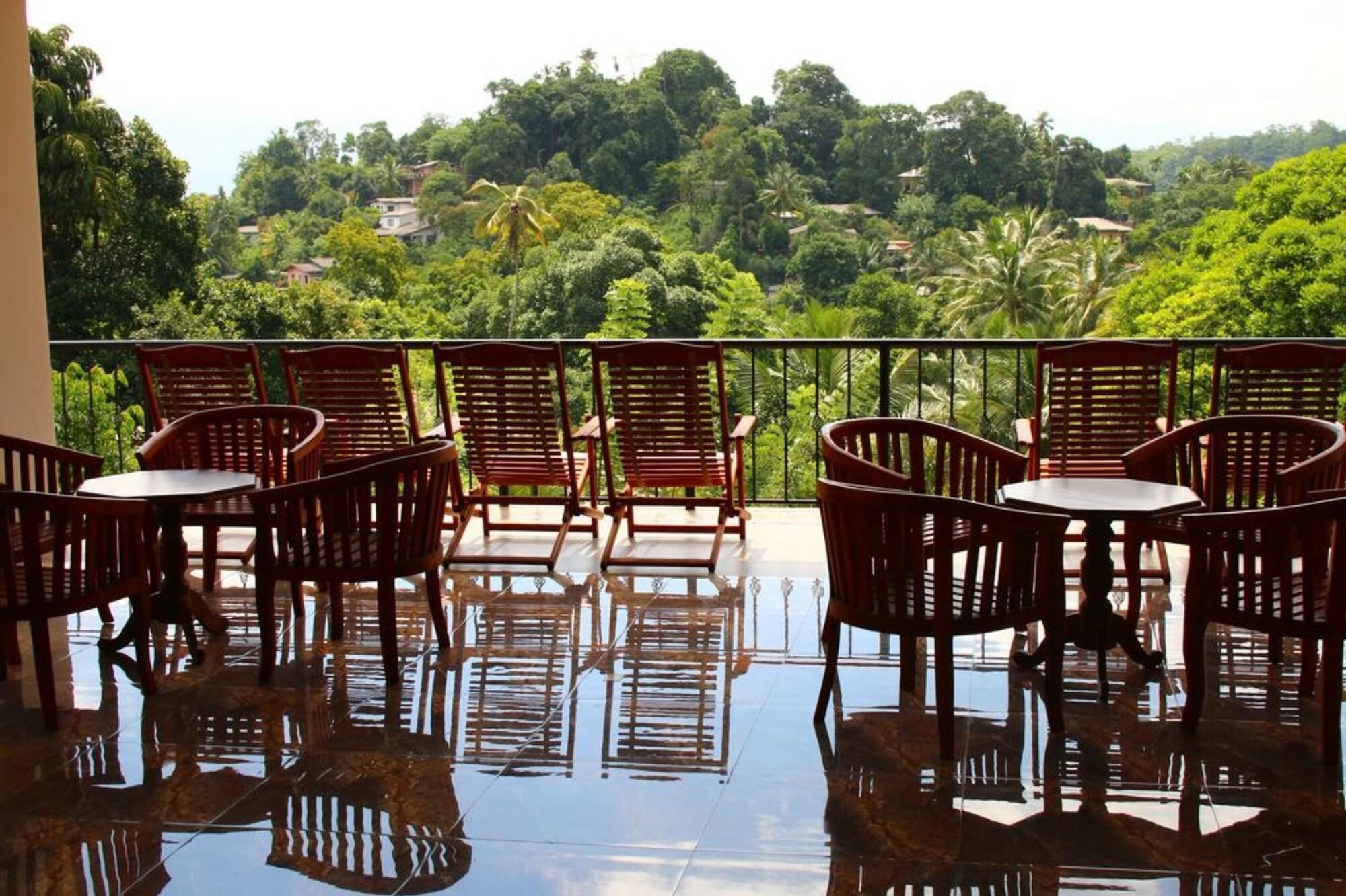 Vista Lobby Sky View Grand