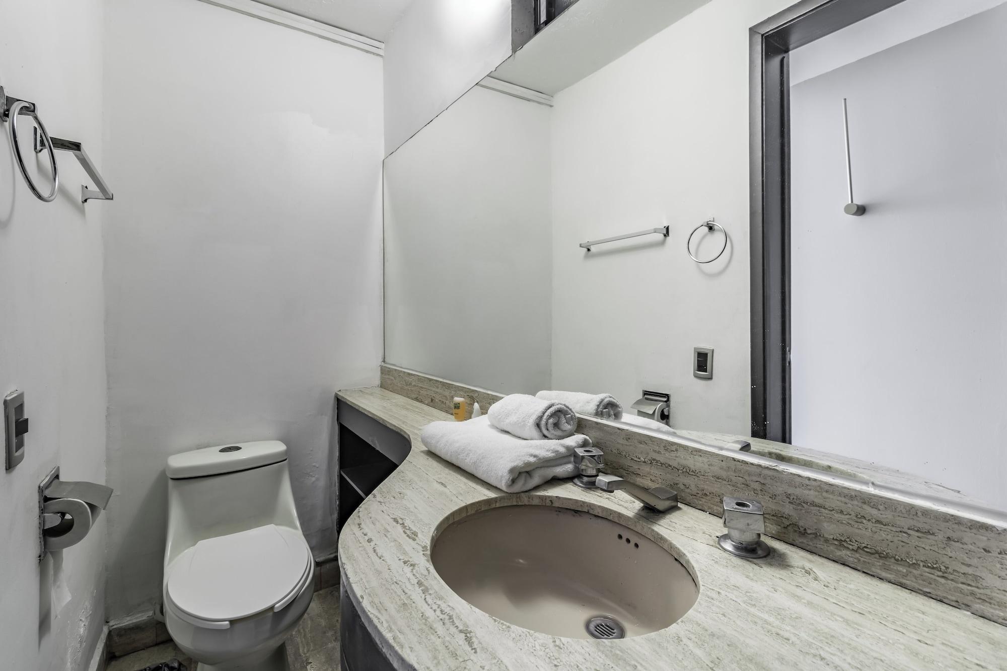 Equipamiento de Habitación Singular Goldsmith