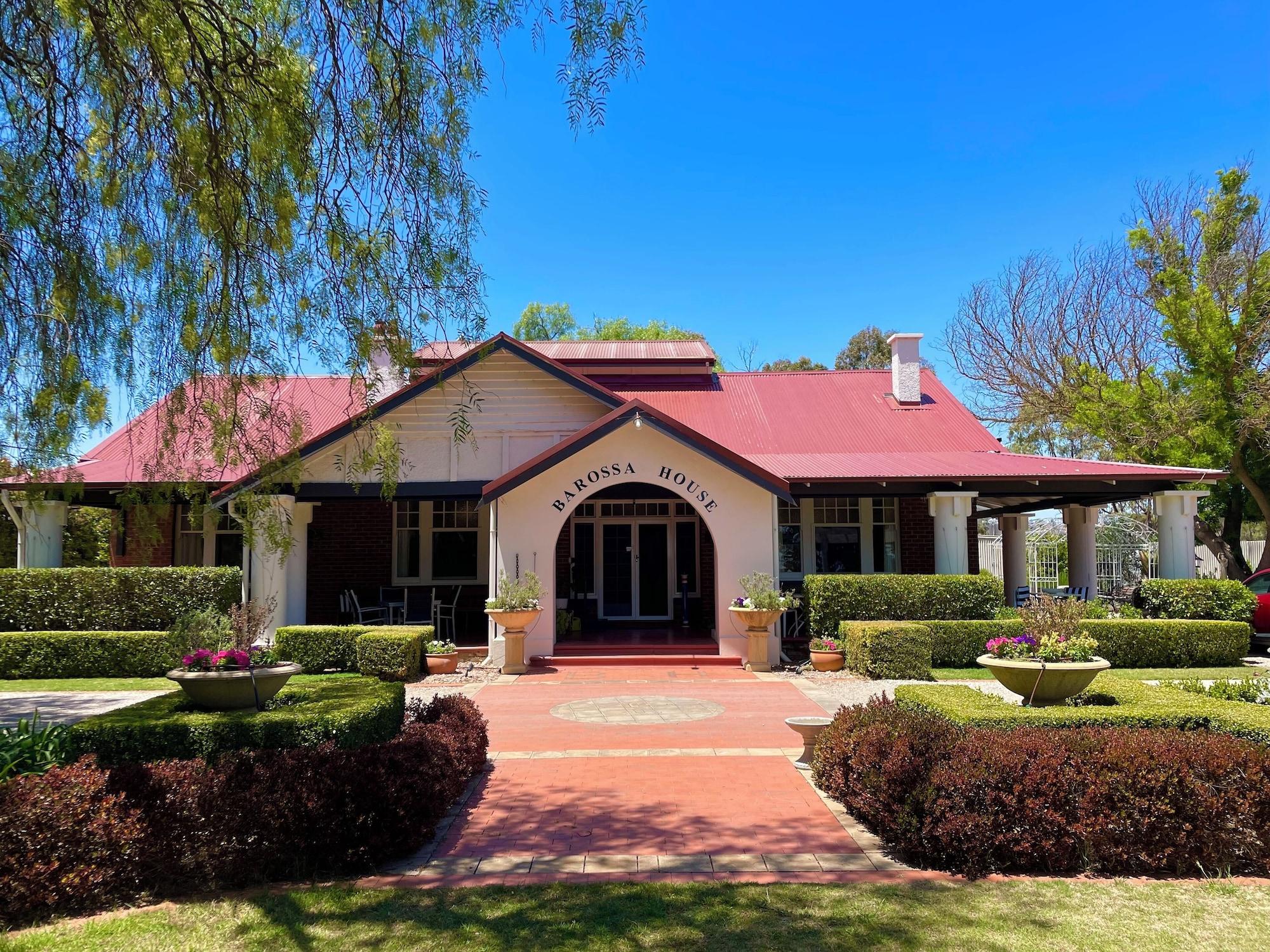 Varios Barossa House