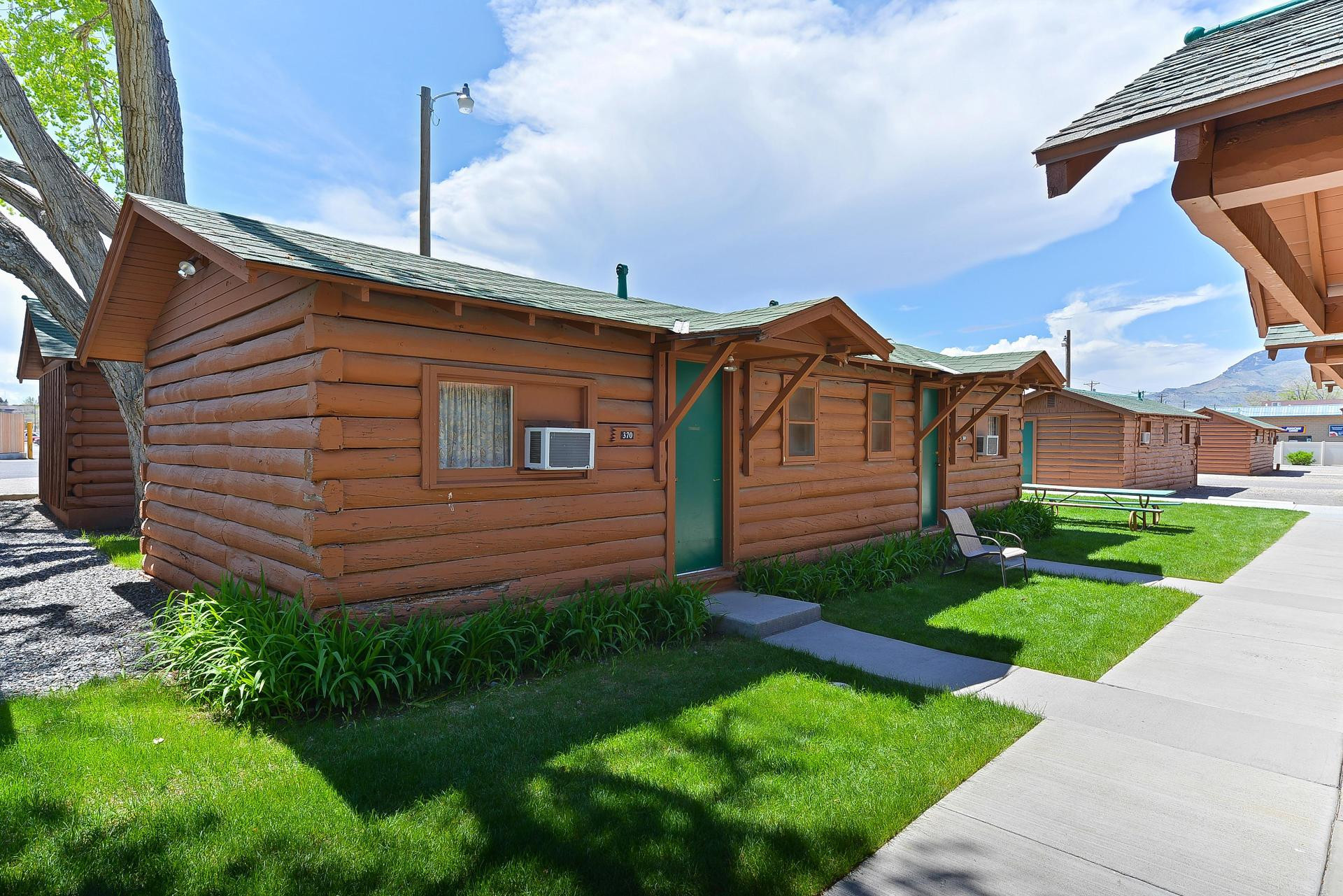 Vista Exterior Buffalo Bill Village Cabins