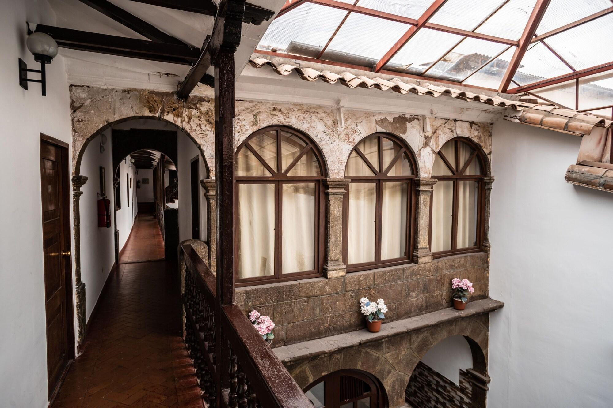 Vista Lobby Cusco Plaza Saphi