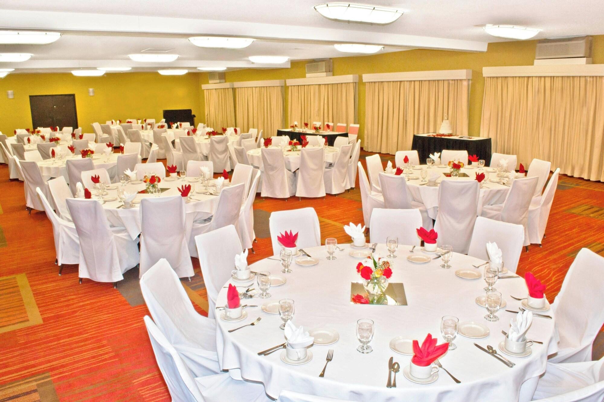 Sala de Reuniones Courtyard by Marriott Santa Fe