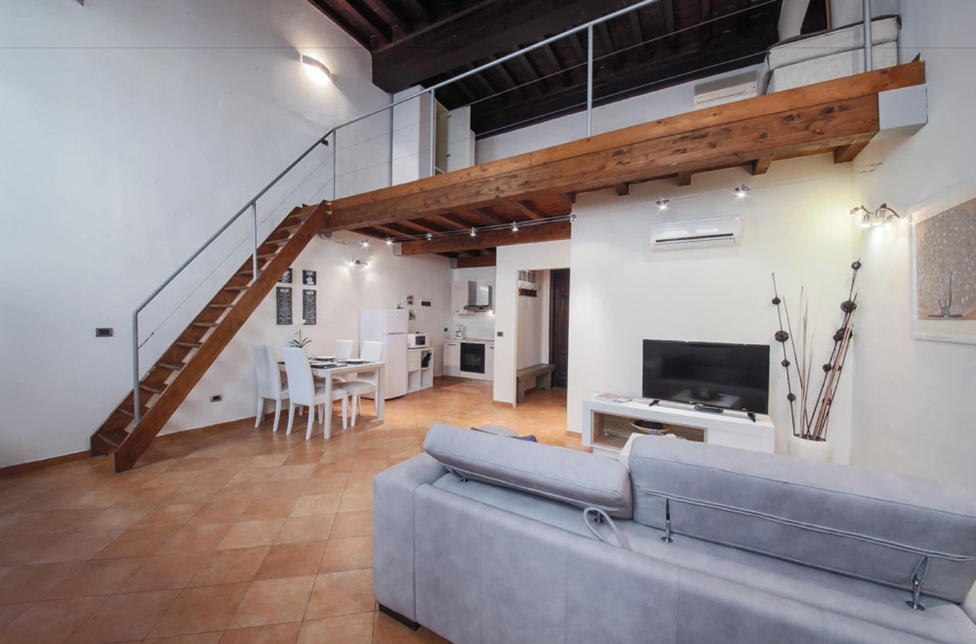 Vista Lobby Corso