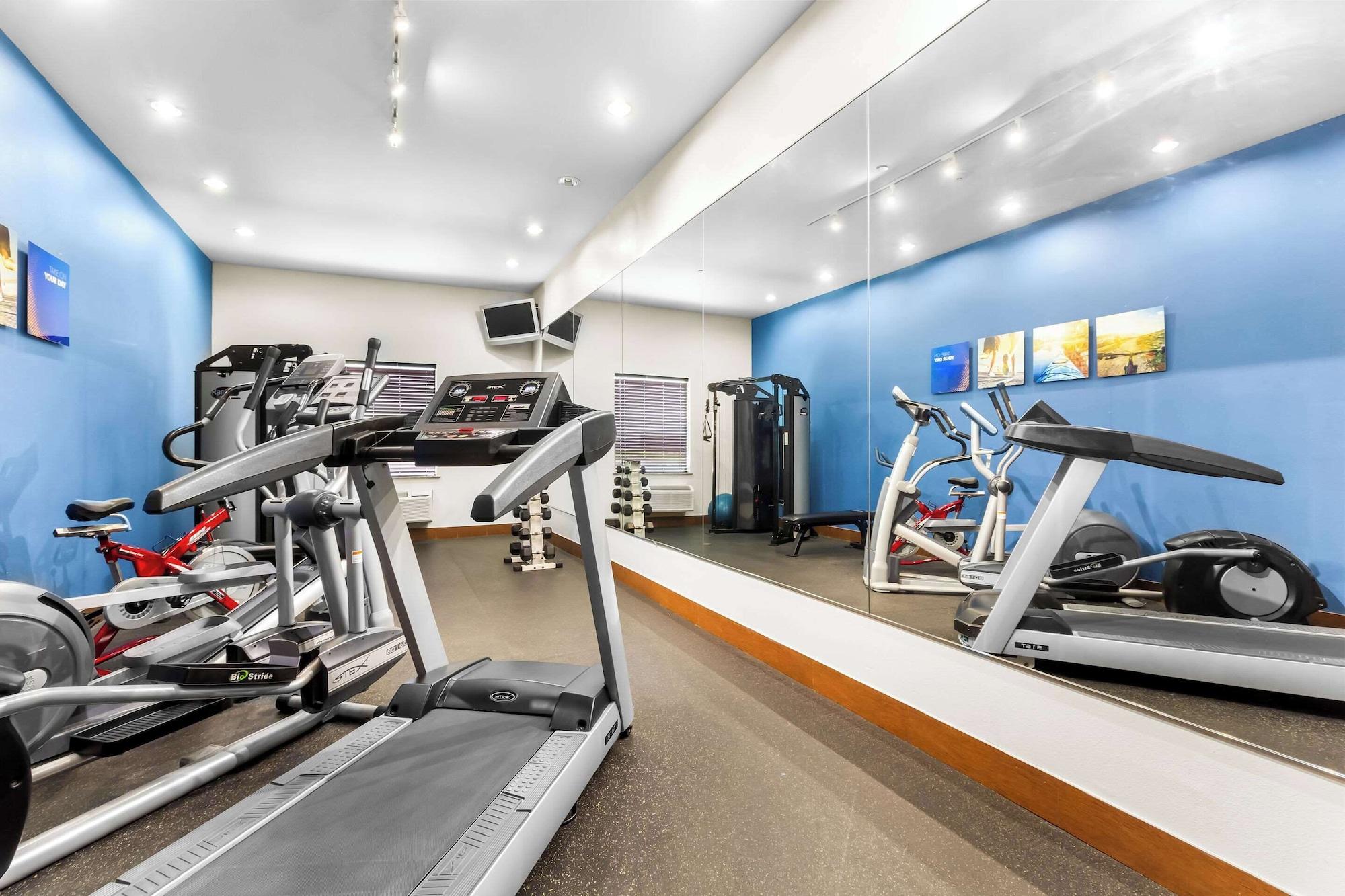 Gimnasio Comfort Suites at Katy Mills