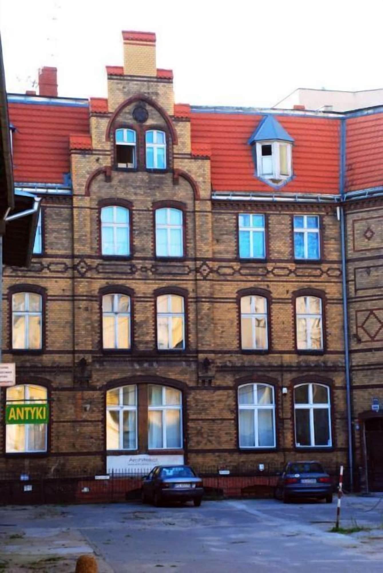 Vista Exterior HOTELE SIGNUM SPÓŁKA AKCYJNA
