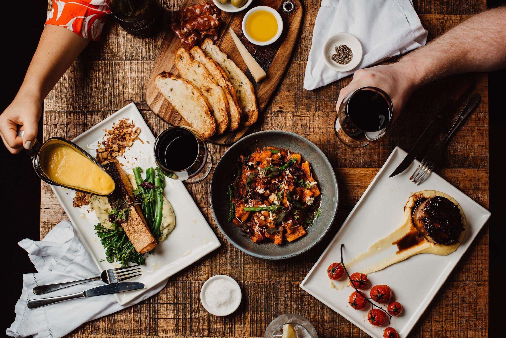 Restaurant The Manna, Ascend Hotel Collection