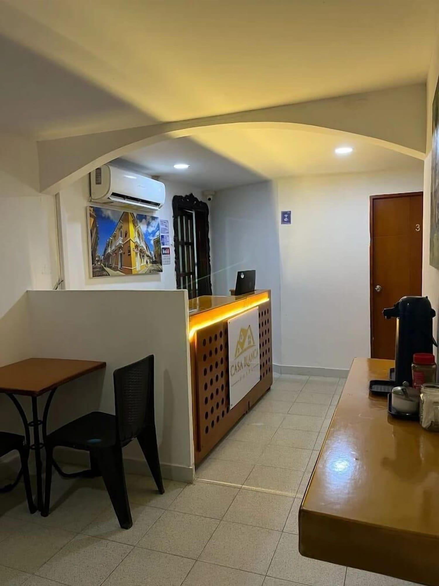 Vista Lobby HOTEL CASA BLANCA