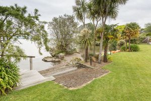 Alojamiento - Koura Lodge