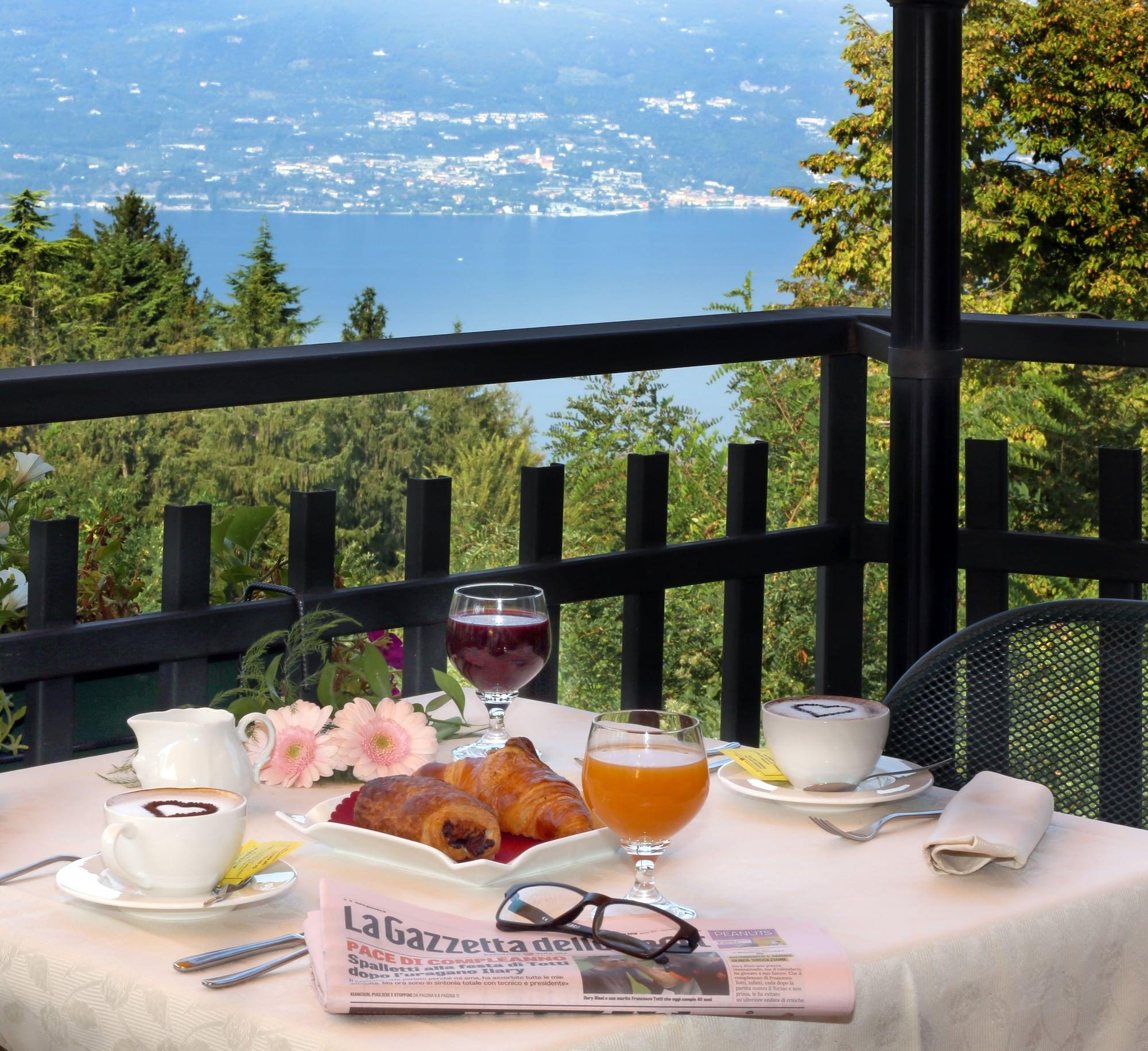 Varios Hotel Costabella
