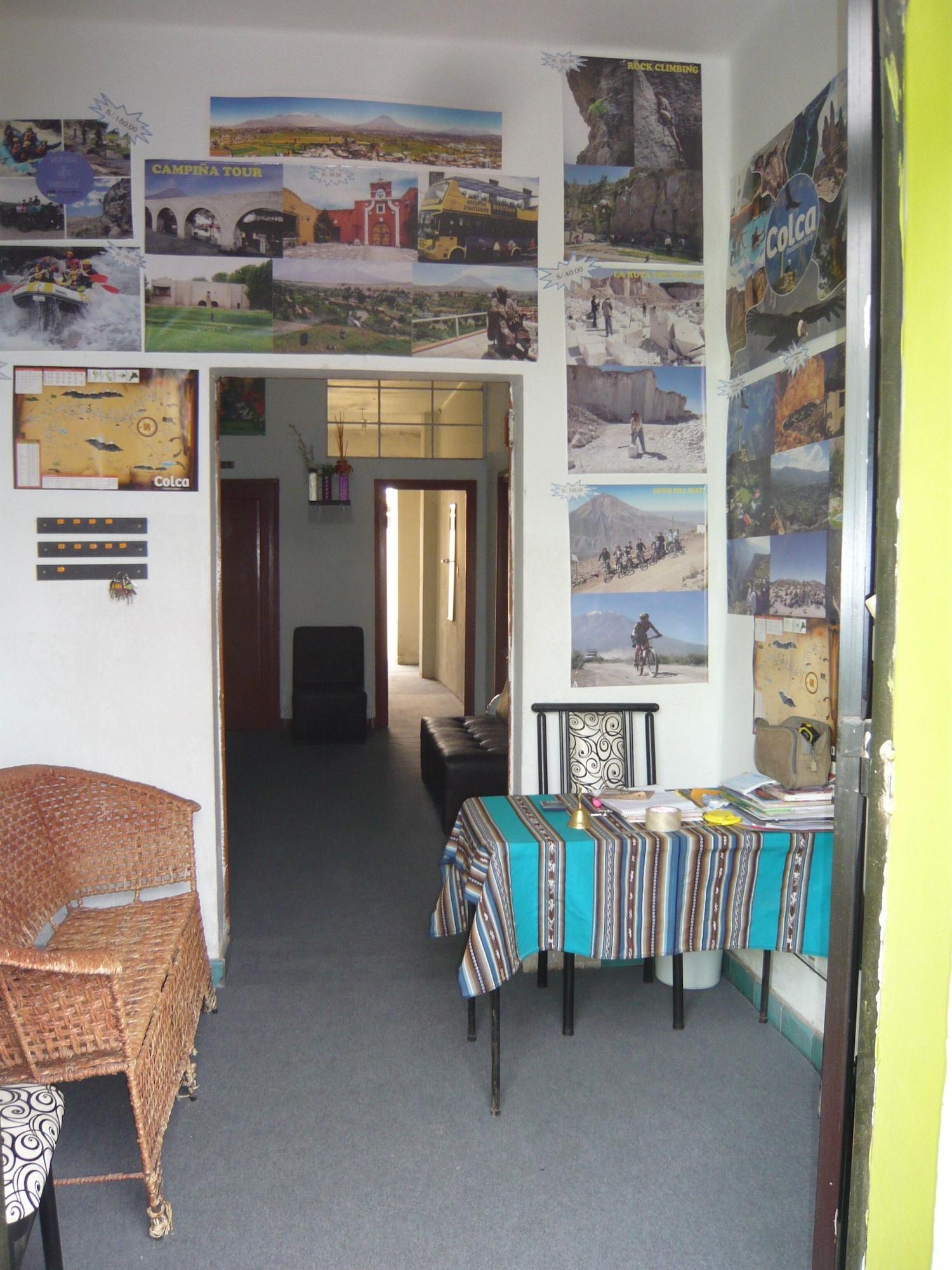 Vista Lobby Hostel Fuentes