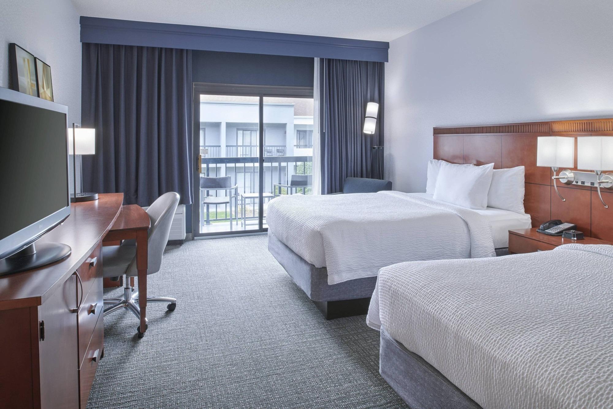 Habitación Courtyard by Marriott Detroit Troy