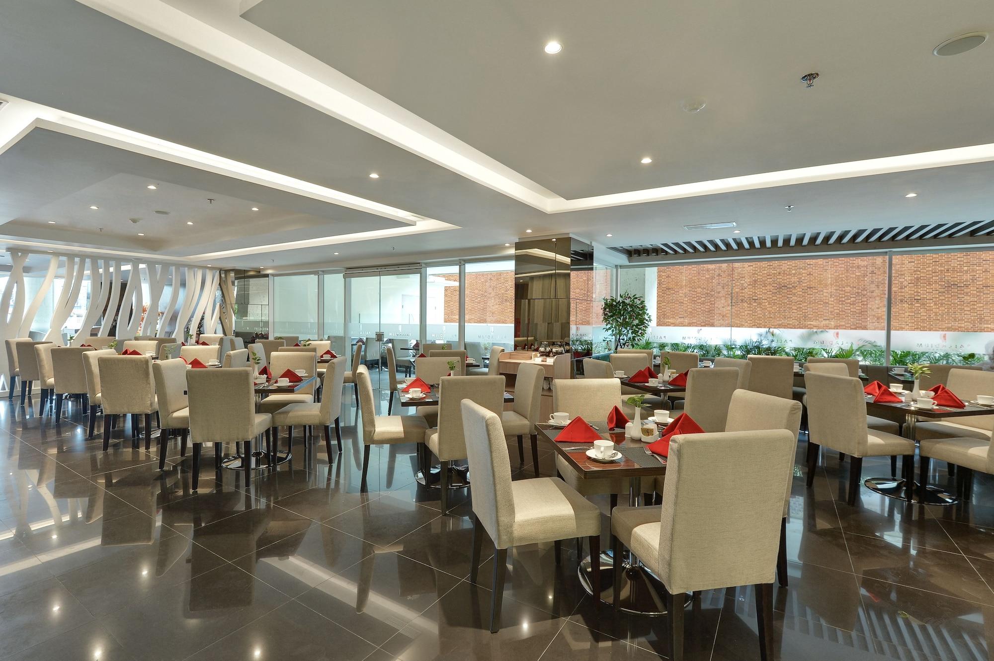 Restaurant Platinum Adisucipto Hotel & Conference