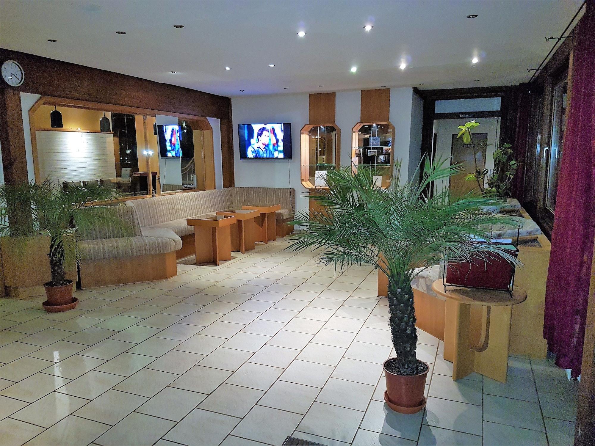 Vista Lobby Siegerlandhotel Haus im Walde