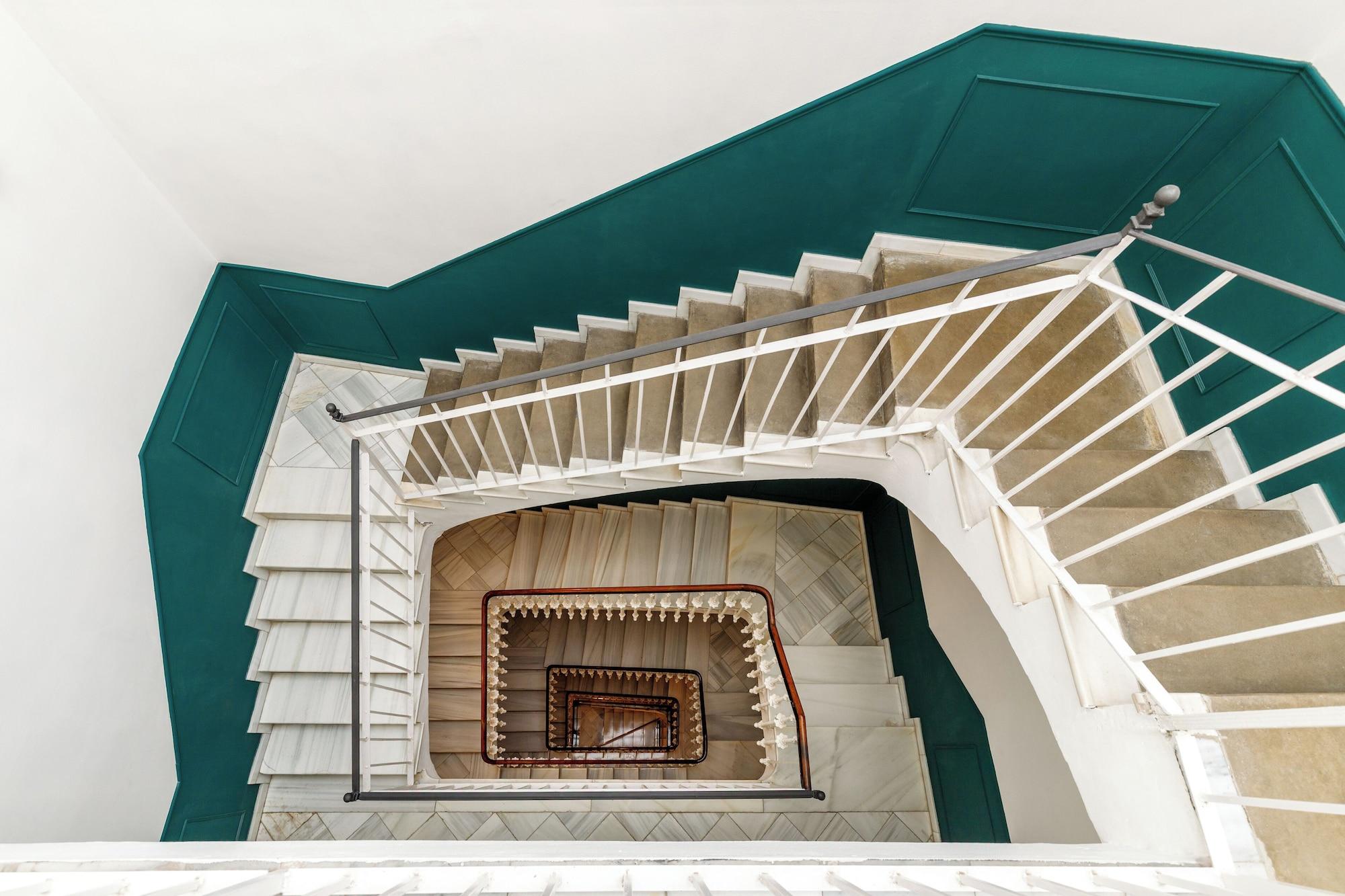 Varios Petit Palace Plaza de la Reina Hotel