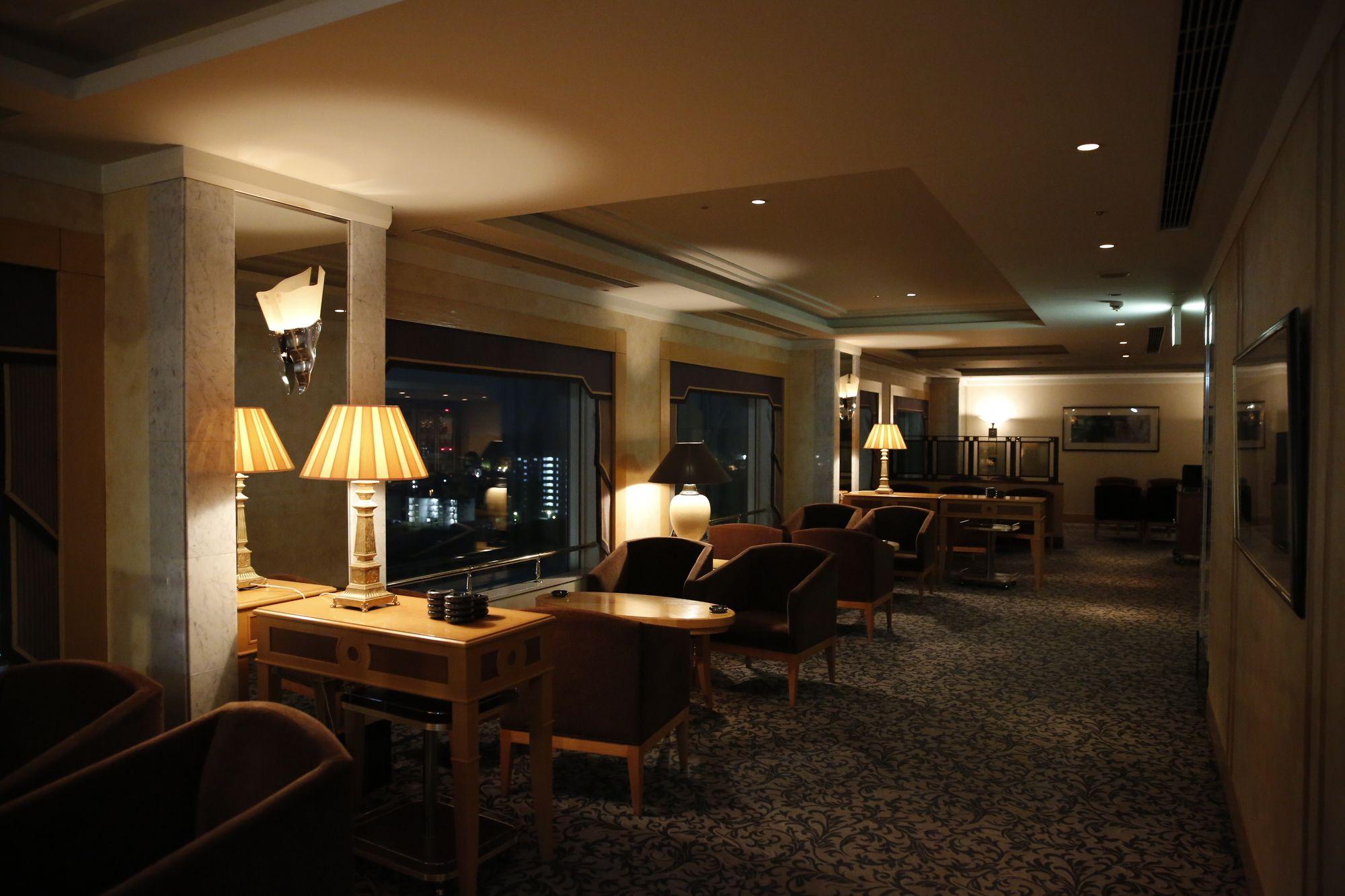 Vista Lobby Ana Crowne Plaza Chitose