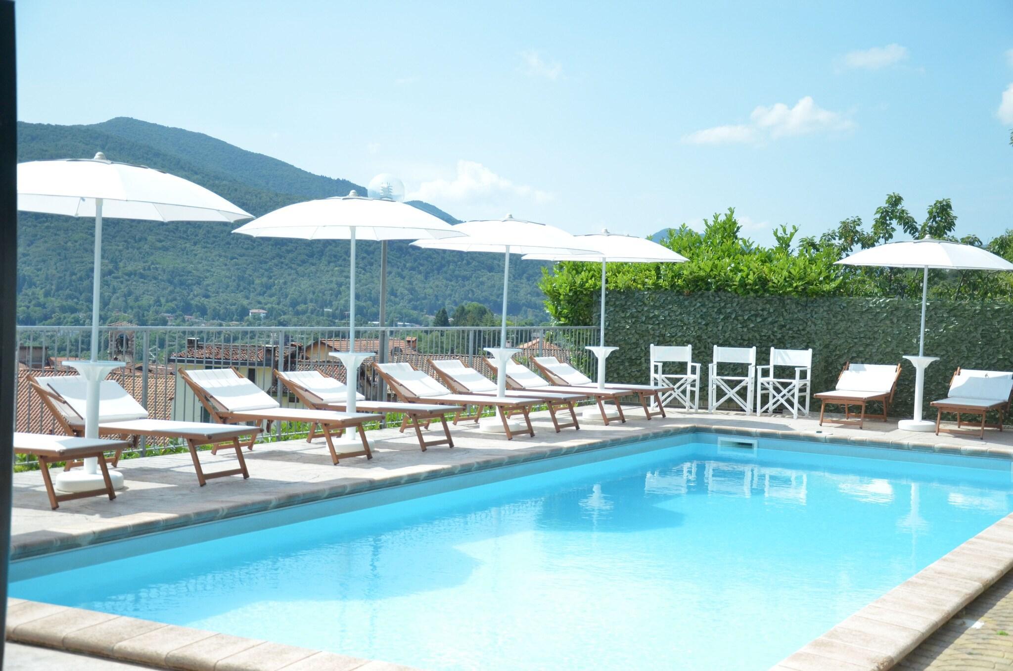 Vista Piscina Hotel Stampa 1968