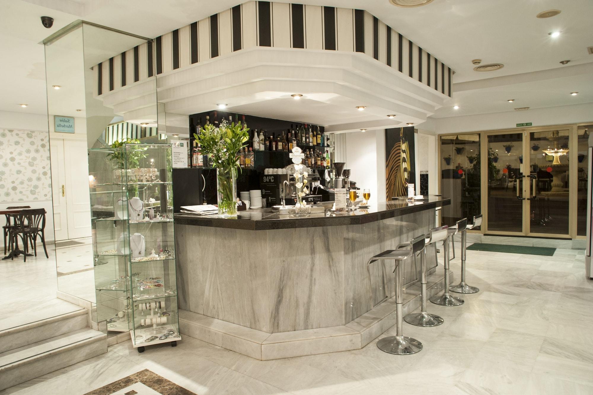 Bar/Salón Hotel El Faro Marbella