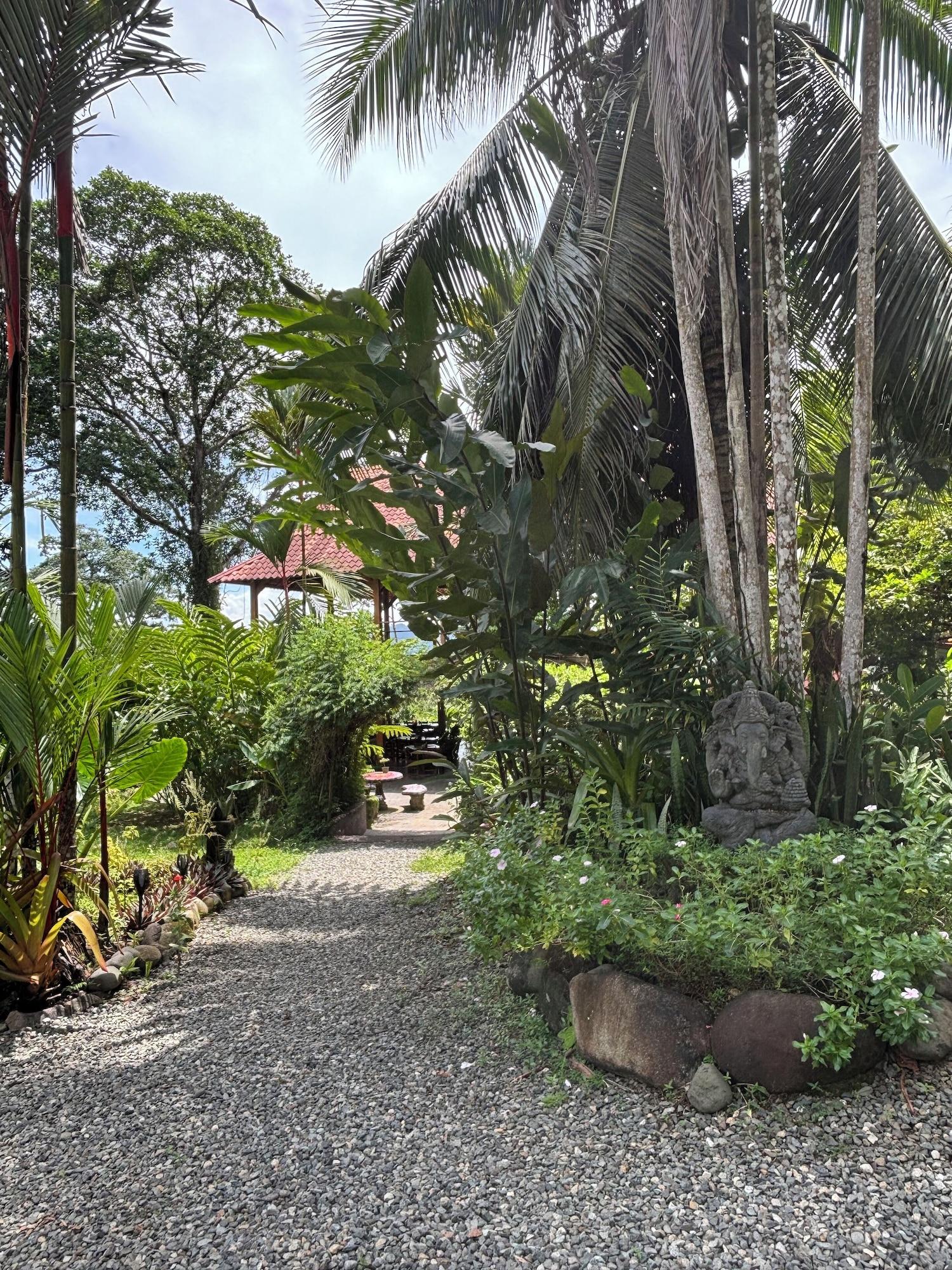 Comodidades del Alojamiento Svastha Yoga & Ayurveda Cafe