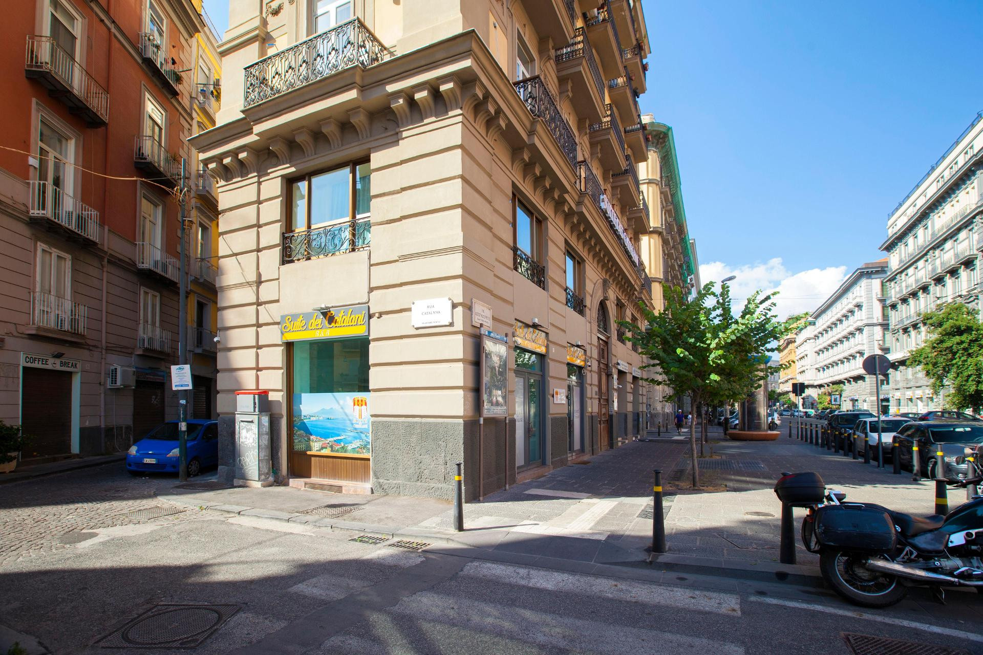 Vista Exterior Suite Dei Catalani