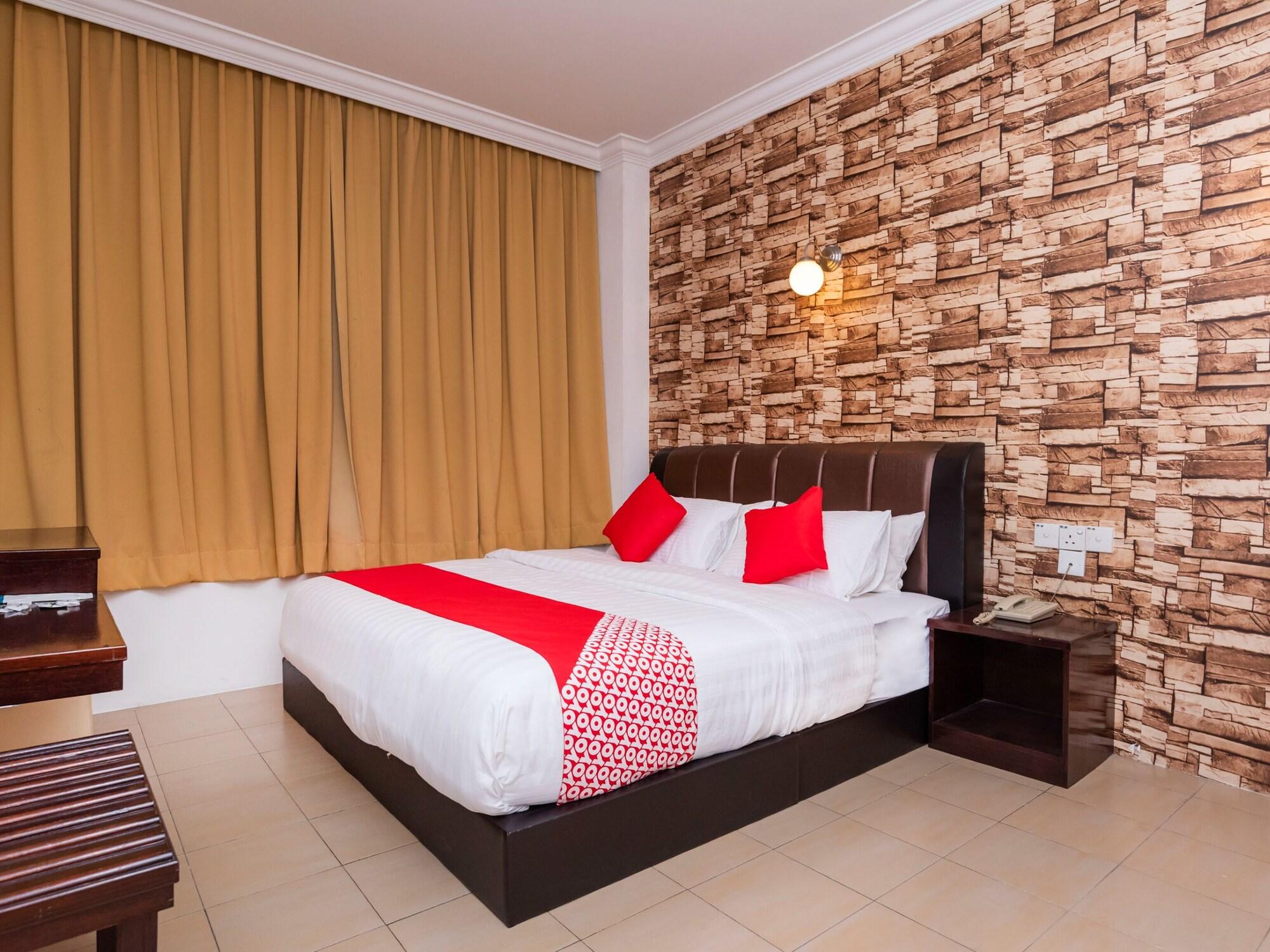Varios Super OYO 1114 Neo Pegasus Hotel
