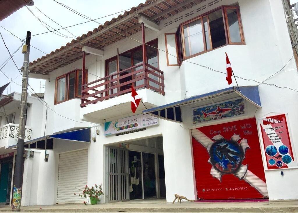 Vista Exterior Casa Hotel Los Kunas