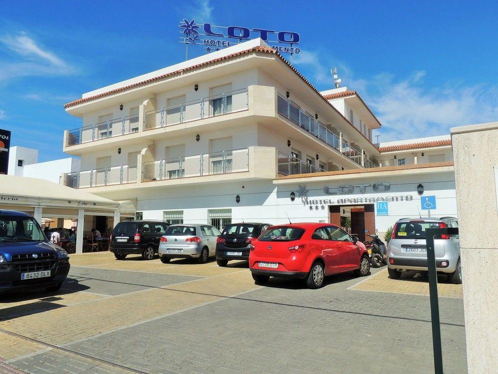 Vista Exterior Hotel Apartamentos Loto Conil