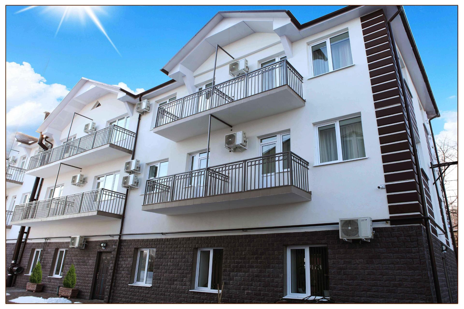 Vista Exterior Vila Lolo