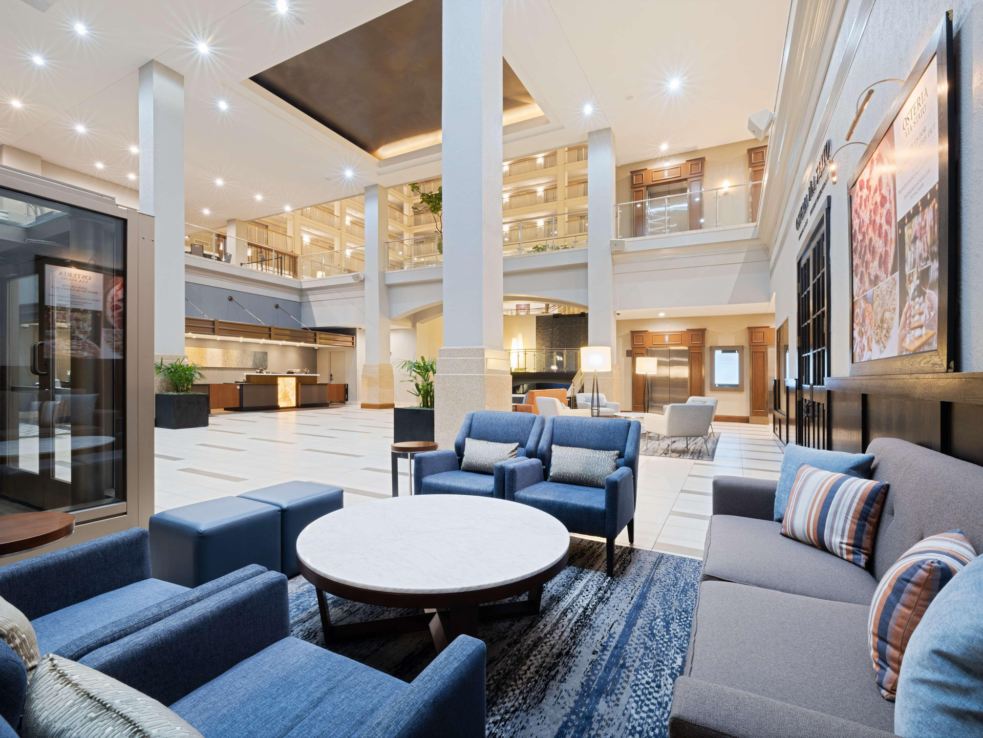 Vista Exterior Embassy Suites by Hilton Chicago Downtown River North