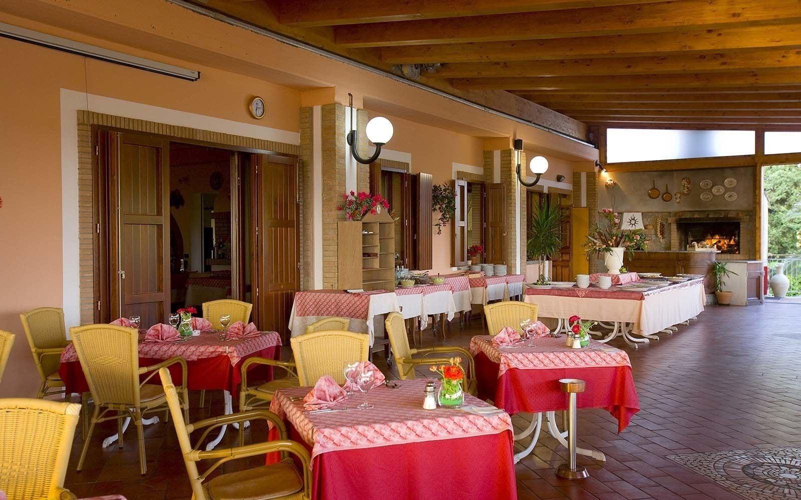 Bar/Salón Elisabetta