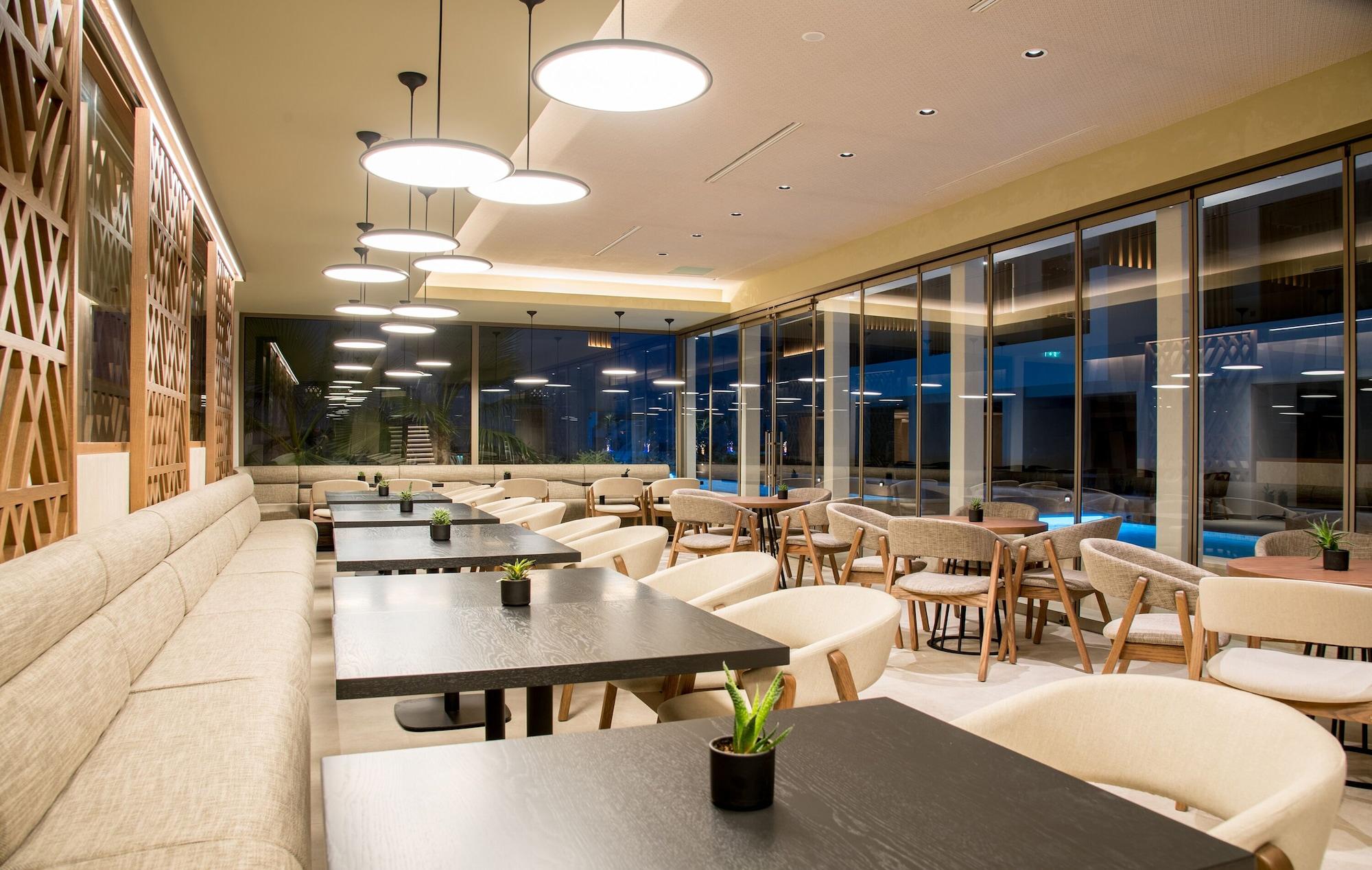 Restaurant Akasha Beach Hotel & Spa