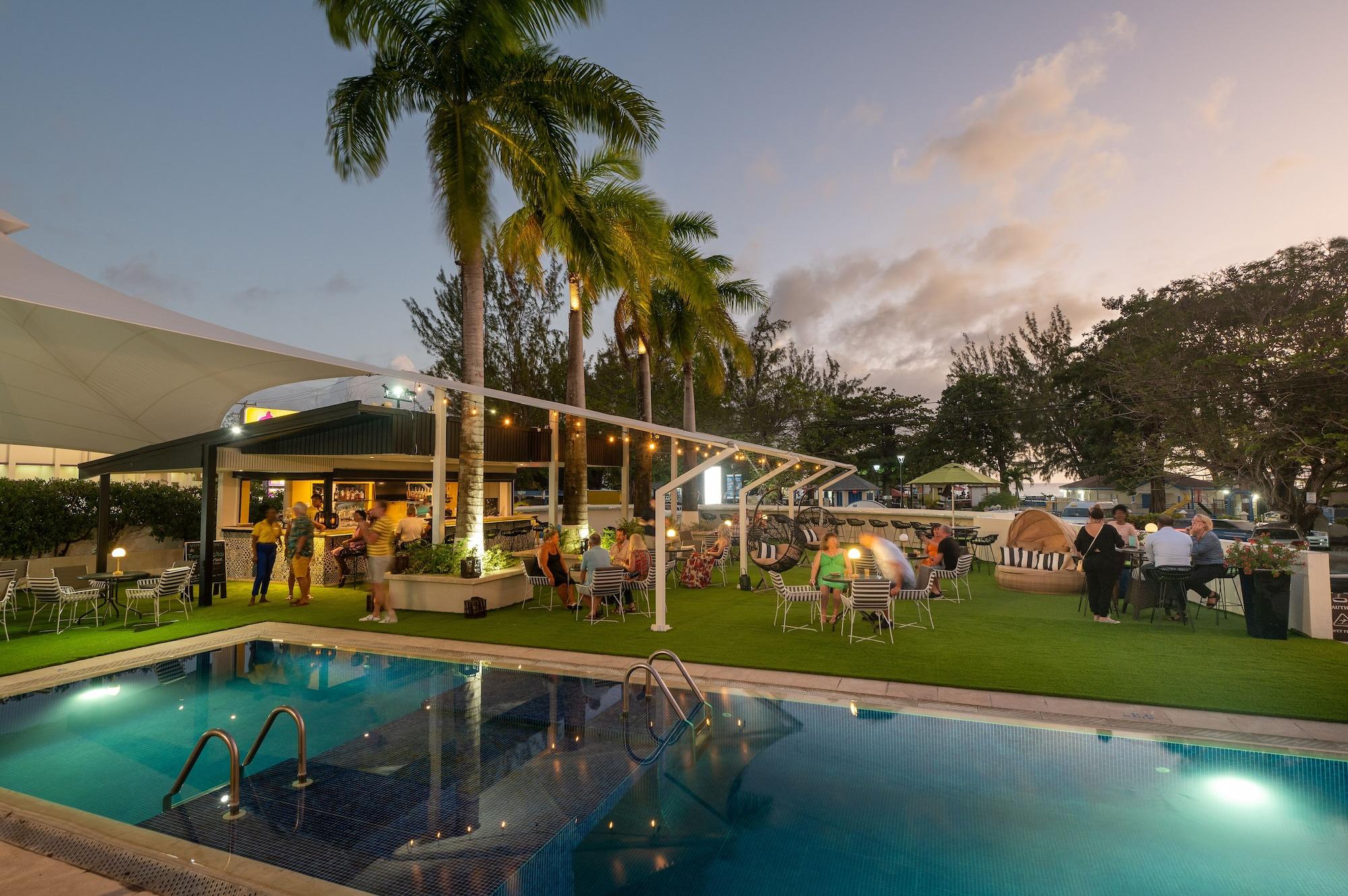 Vista Exterior The Rockley by Ocean Hotels - Breakfast Included