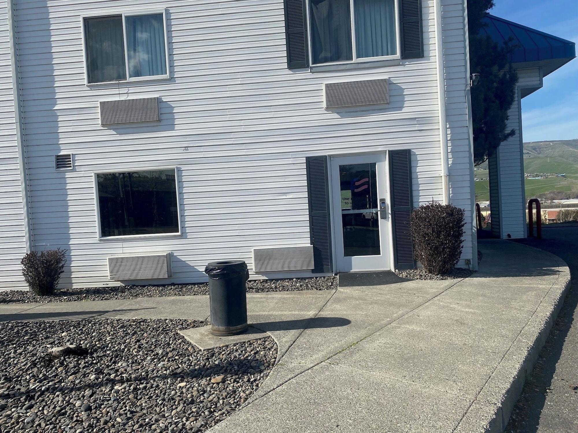Vista Exterior Inn America - Lewiston