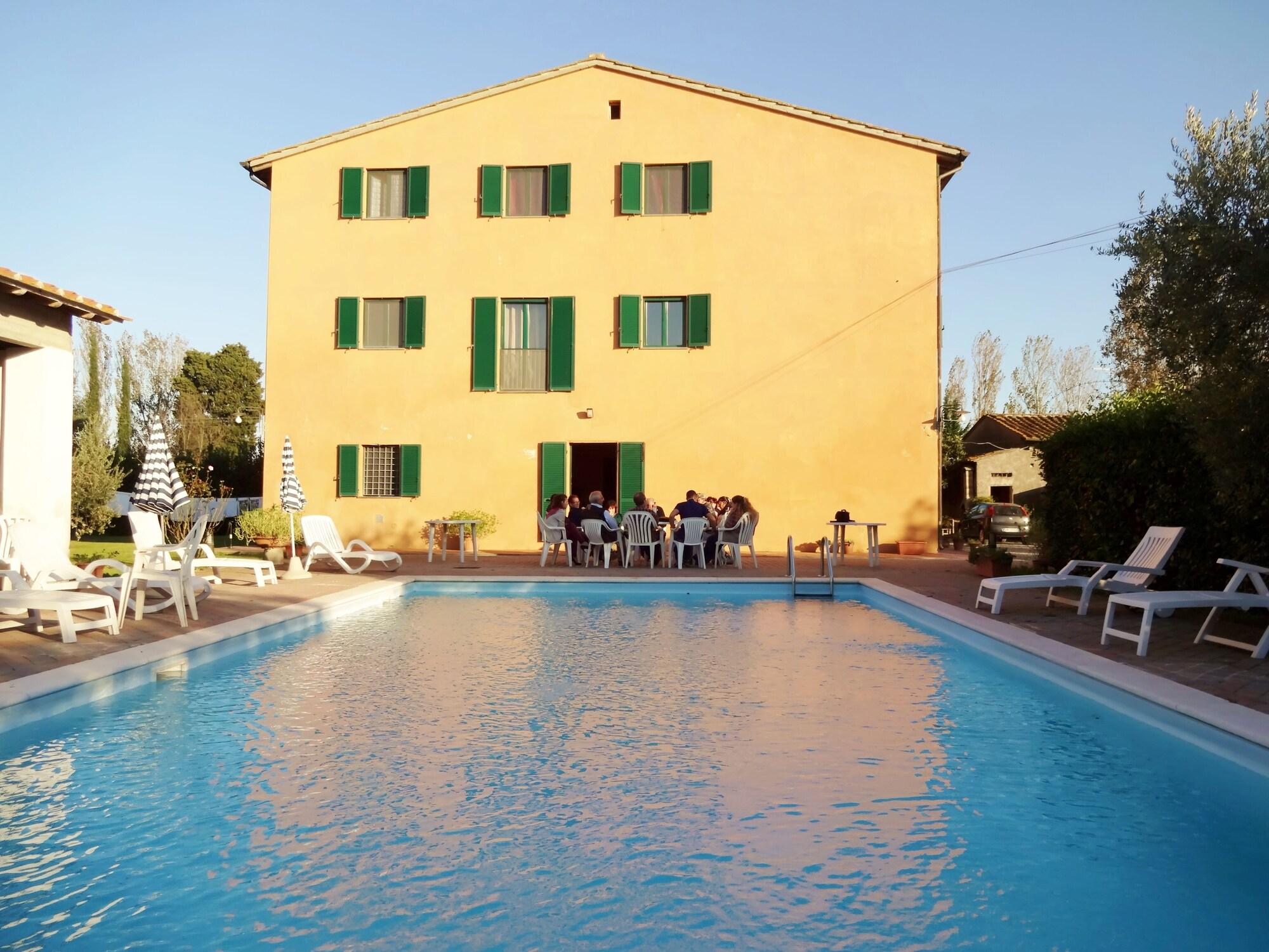 Vista Exterior Agriturismo Pinzale