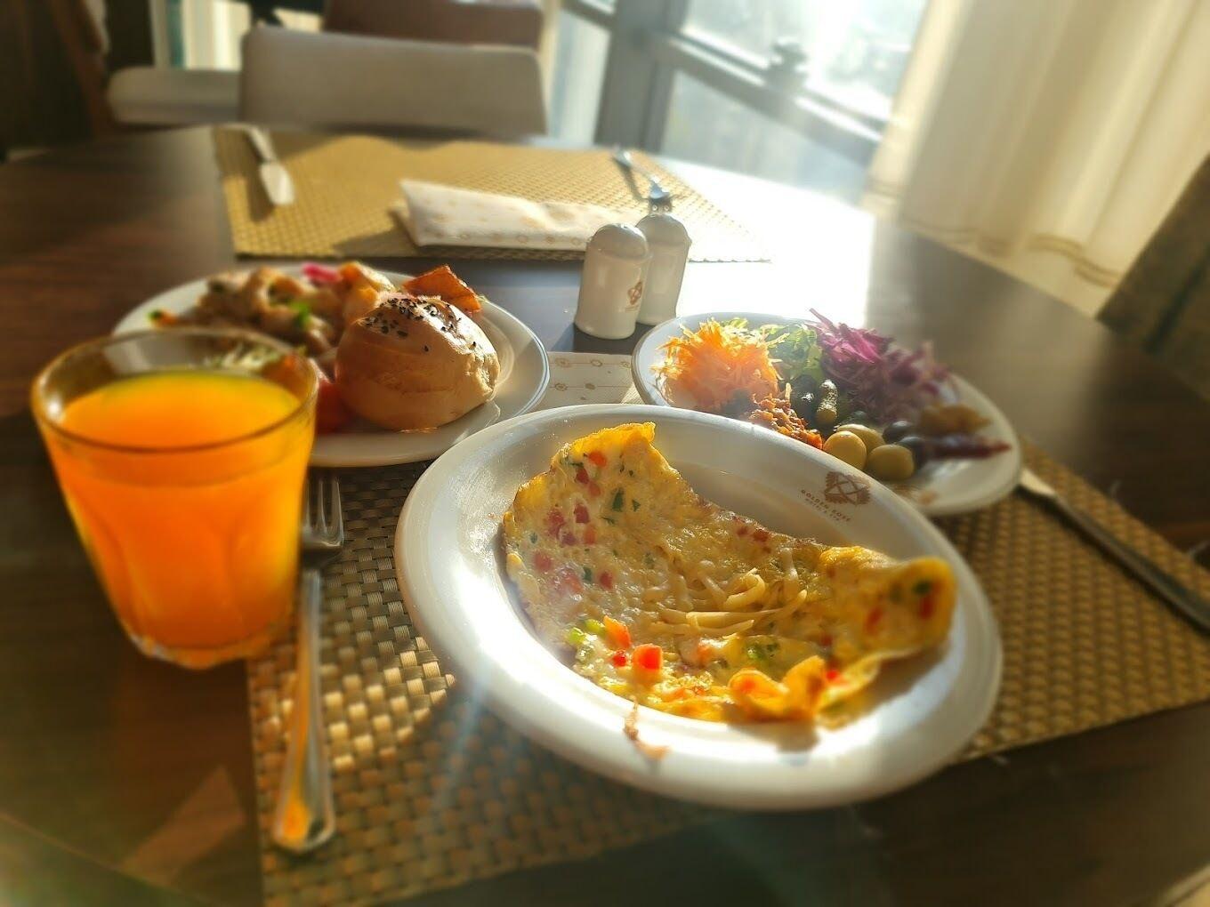 Restaurant Golden Rose Hotel & Spa