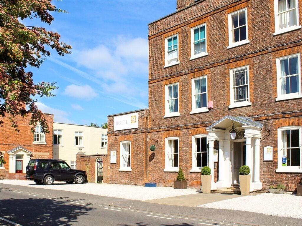 Varios Cley Hall Hotel