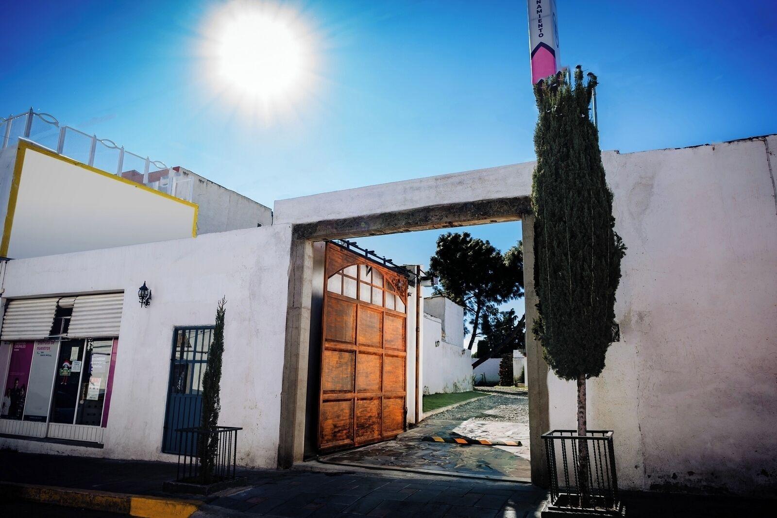 Vista Exterior Hotel Azucena